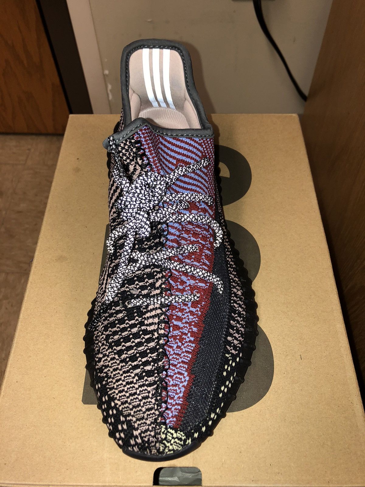 Adidas × Kanye West Yeezy Boost 350 V2 Yecheil Size US 9.5 / EU 42-43 - 6 Thumbnail