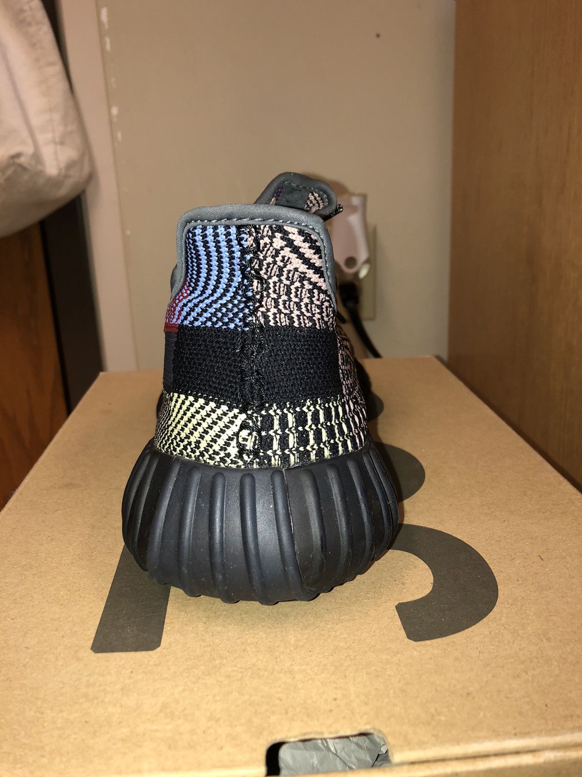Adidas × Kanye West Yeezy Boost 350 V2 Yecheil Size US 9.5 / EU 42-43 - 8 Thumbnail