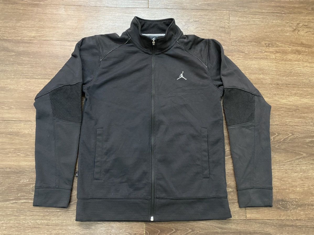 Jordan Brand Sweaters jordan stripe Size US M / EU 48-50 / 2 - 1 Thumbnail