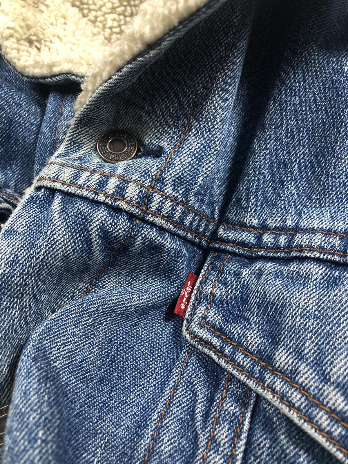 Levi's Vintage Levis denim jacket sherpa size Xl Size US XL / EU 56 / 4 - 5 Thumbnail