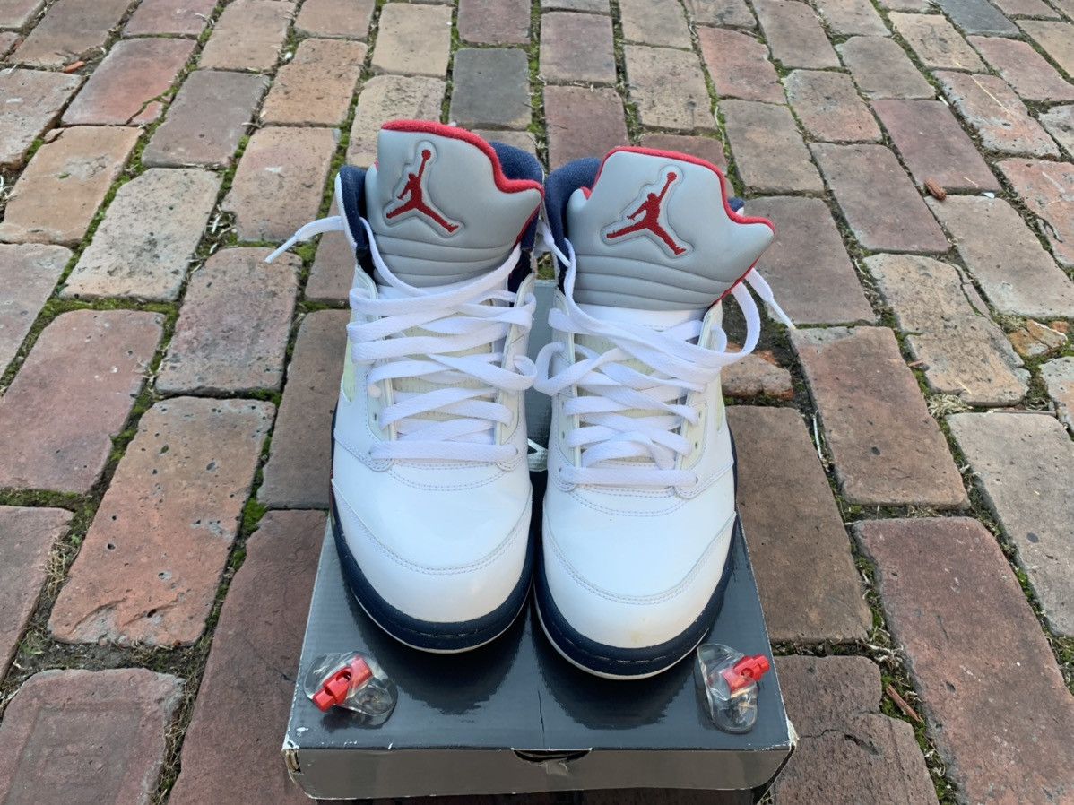 Jordan Brand Air Jordan 5 Retro Olympic 2011 Size US 8.5 / EU 41-42 - 2 Thumbnail
