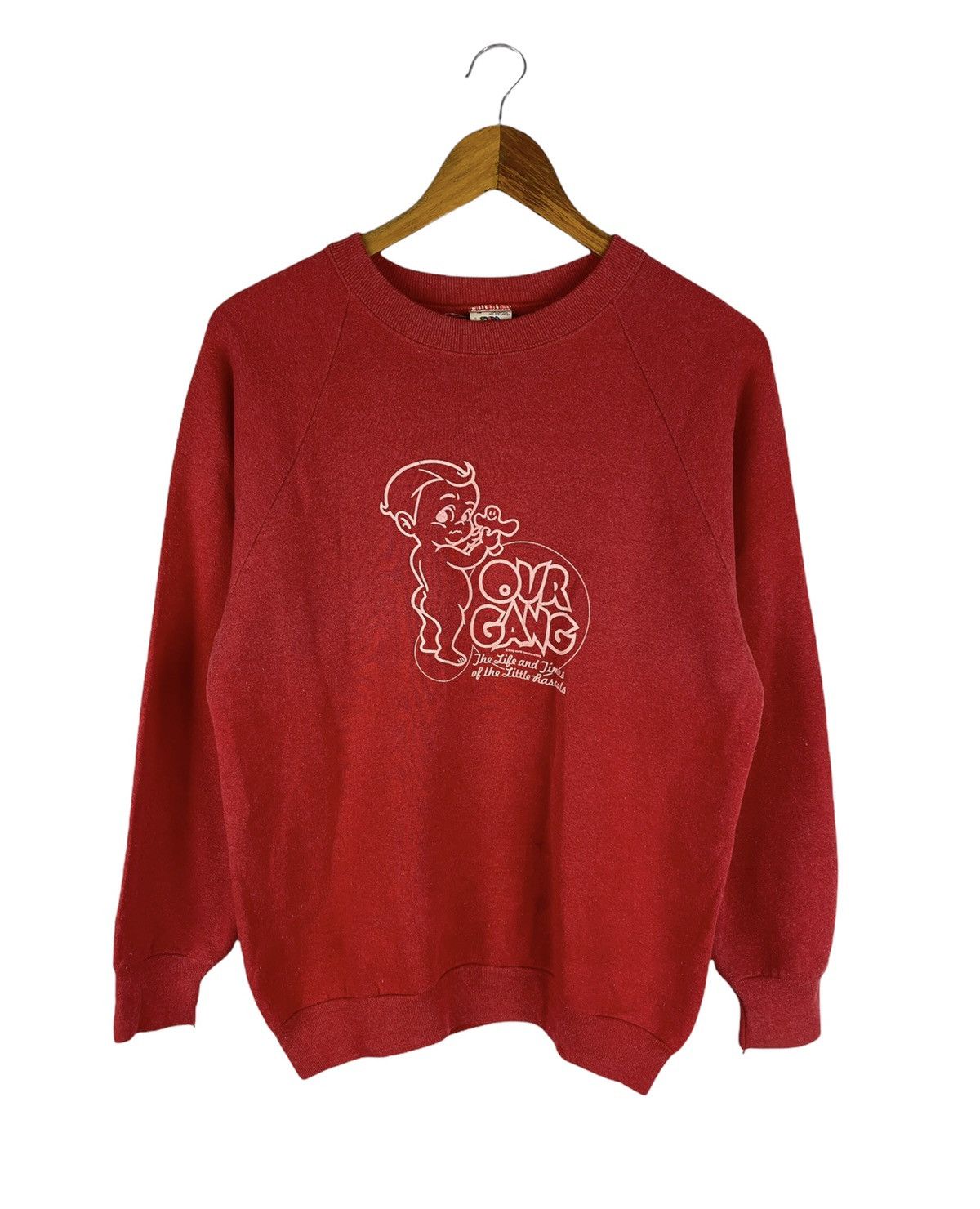 Vintage Vintage 1980s Fruit of the Loom “Our Gang” Red Sweatshirt Size US M / EU 48-50 / 2 - 1 Thumbnail
