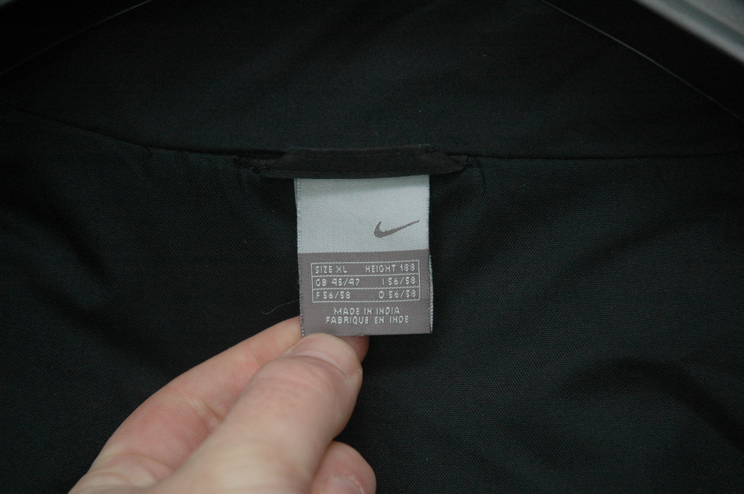 Nike Vintage NIKE Big Swoosh Light Jacket Size US XL / EU 56 / 4 - 8 Thumbnail
