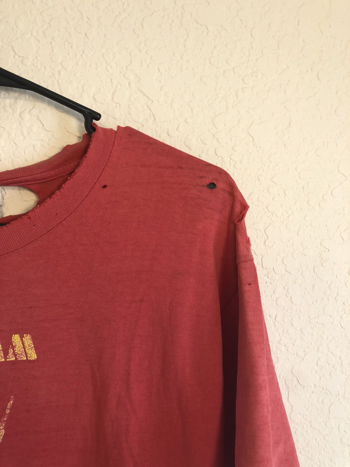 Vintage Vintage Thrashed Pearl Jam 98 Tour Distressed Custom Tee Size US L / EU 52-54 / 3 - 11 Thumbnail
