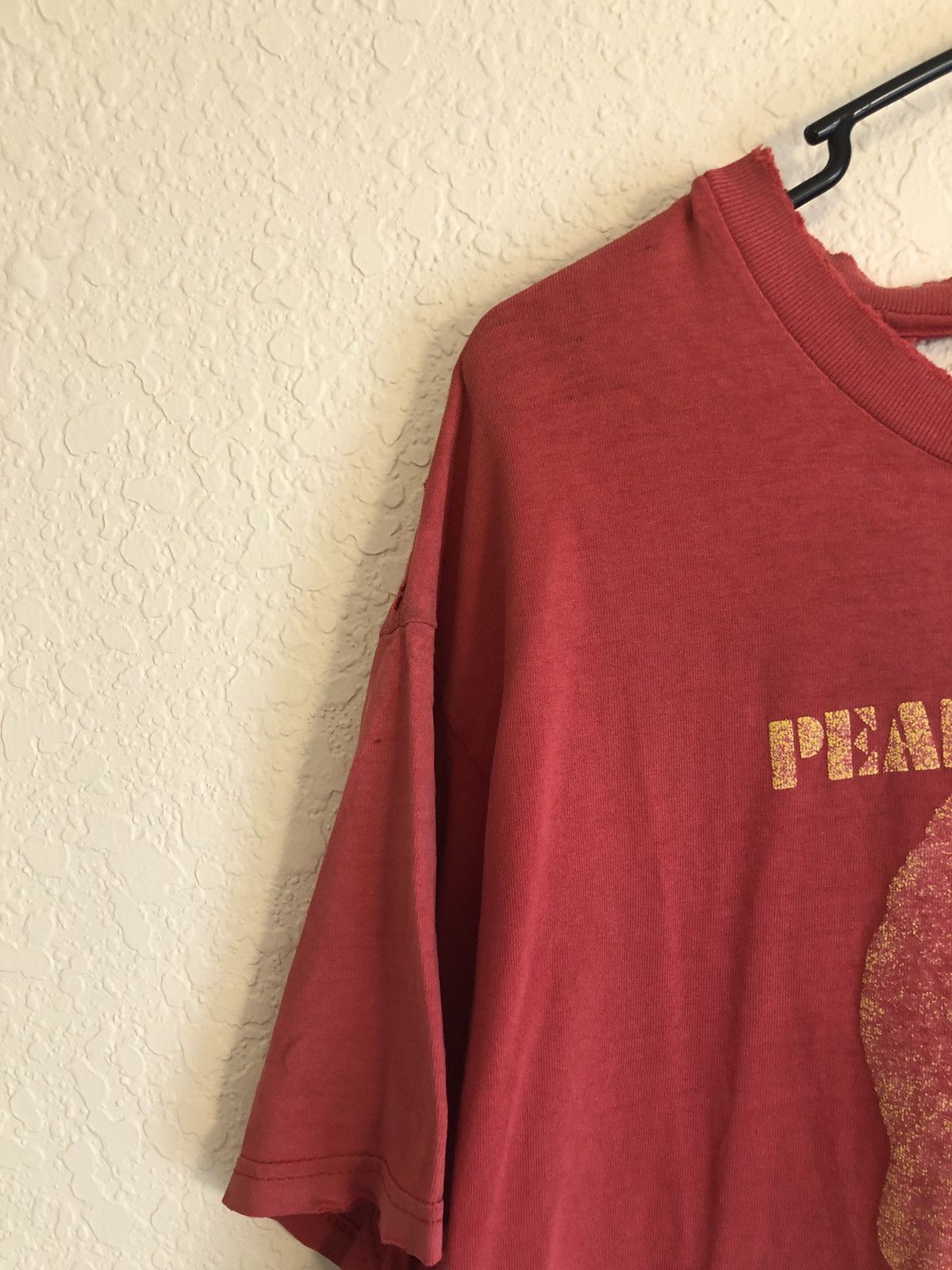 Vintage Vintage Thrashed Pearl Jam 98 Tour Distressed Custom Tee Size US L / EU 52-54 / 3 - 12 Thumbnail