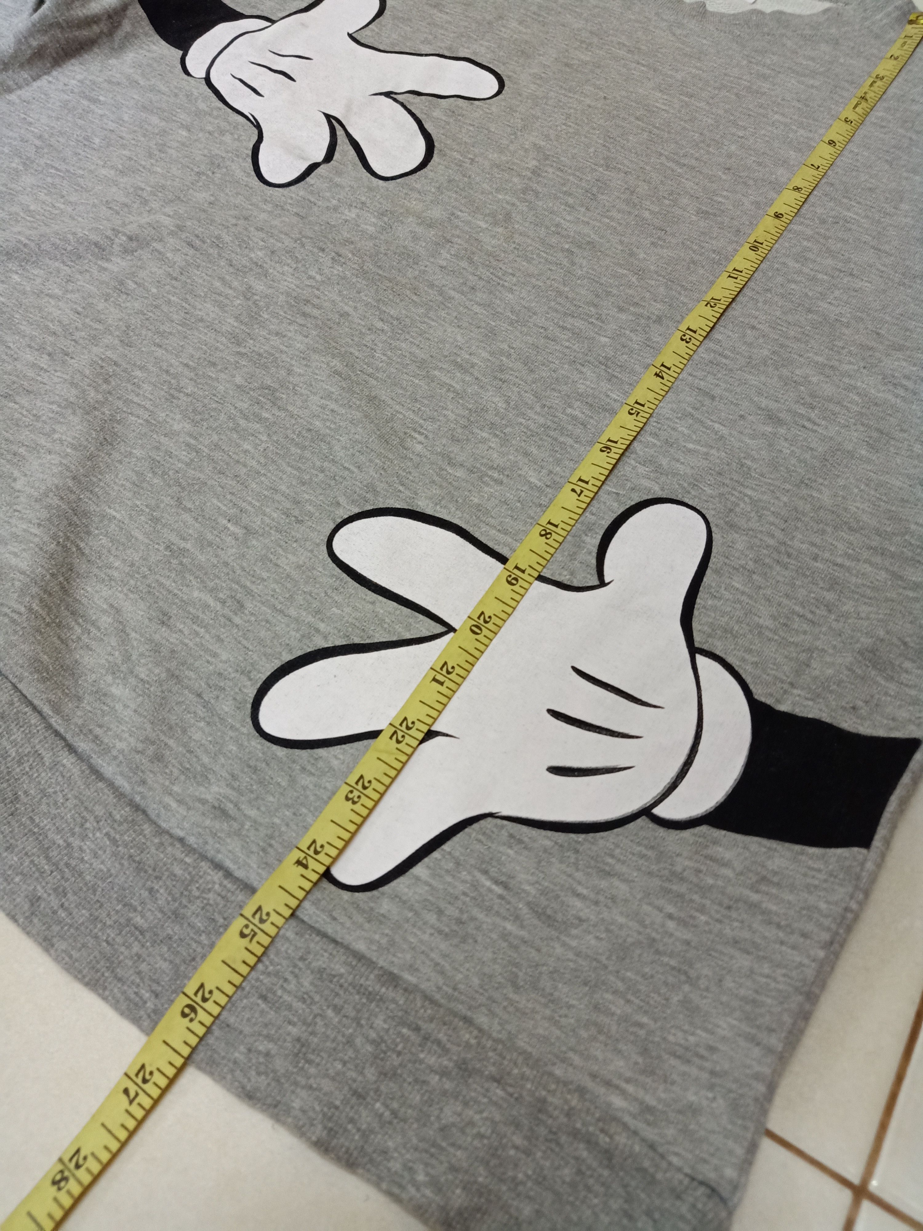 Disney ZARA X DISNEY Mickey Hug Me Portugal Made Sweatshirt Size US M / EU 48-50 / 2 - 10 Thumbnail