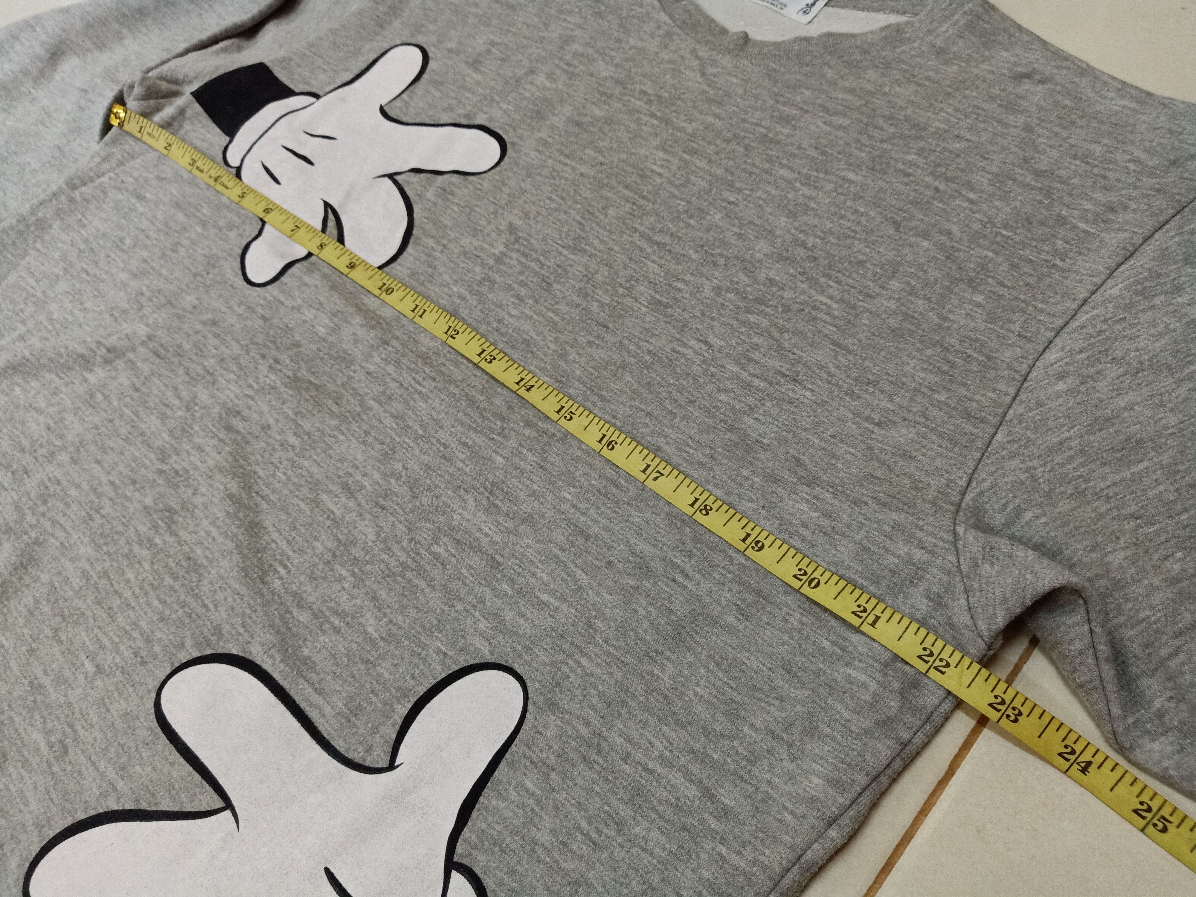 Disney ZARA X DISNEY Mickey Hug Me Portugal Made Sweatshirt Size US M / EU 48-50 / 2 - 9 Thumbnail