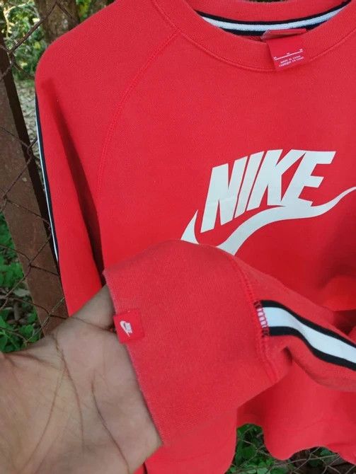 Nike × Vintage Vintage Nike Big Swoosh Crewneck Sweatshirt Size US M / EU 48-50 / 2 - 5 Thumbnail