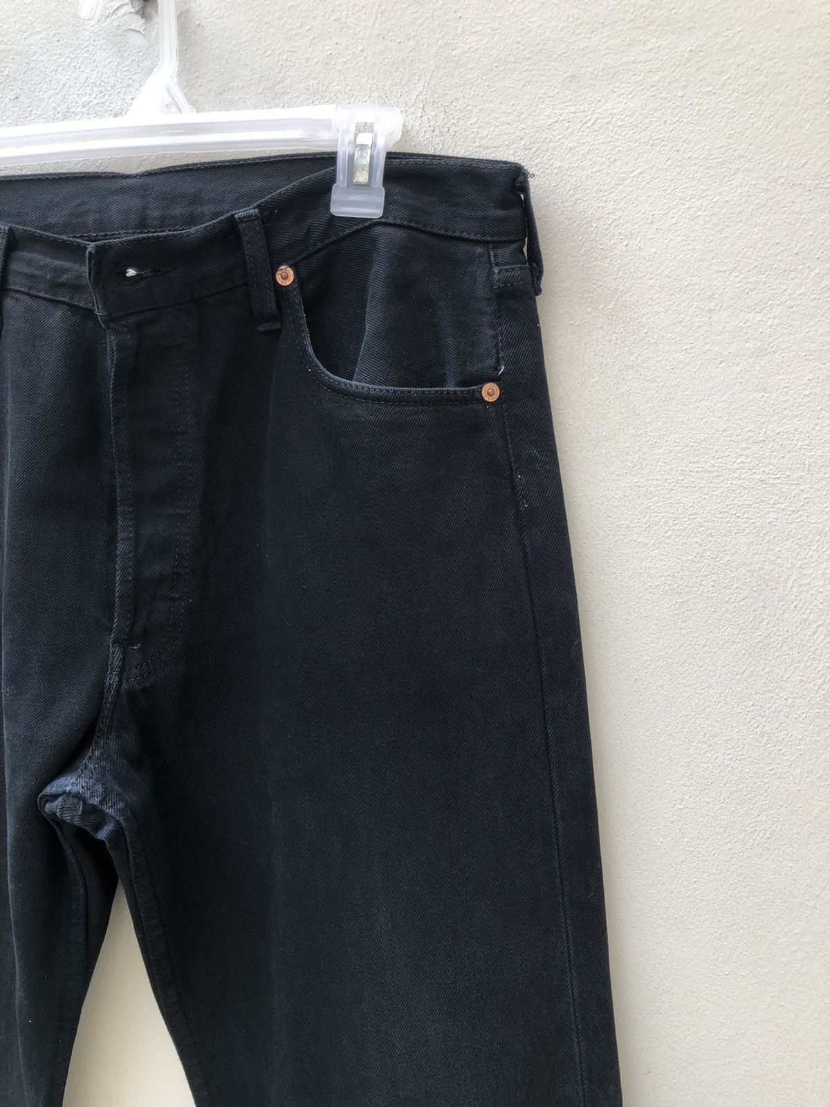 Levi's Vintage Y2K 2000 Levi’s 501 Jeans Super Black Denim Size US 34 / EU 50 - 7 Thumbnail