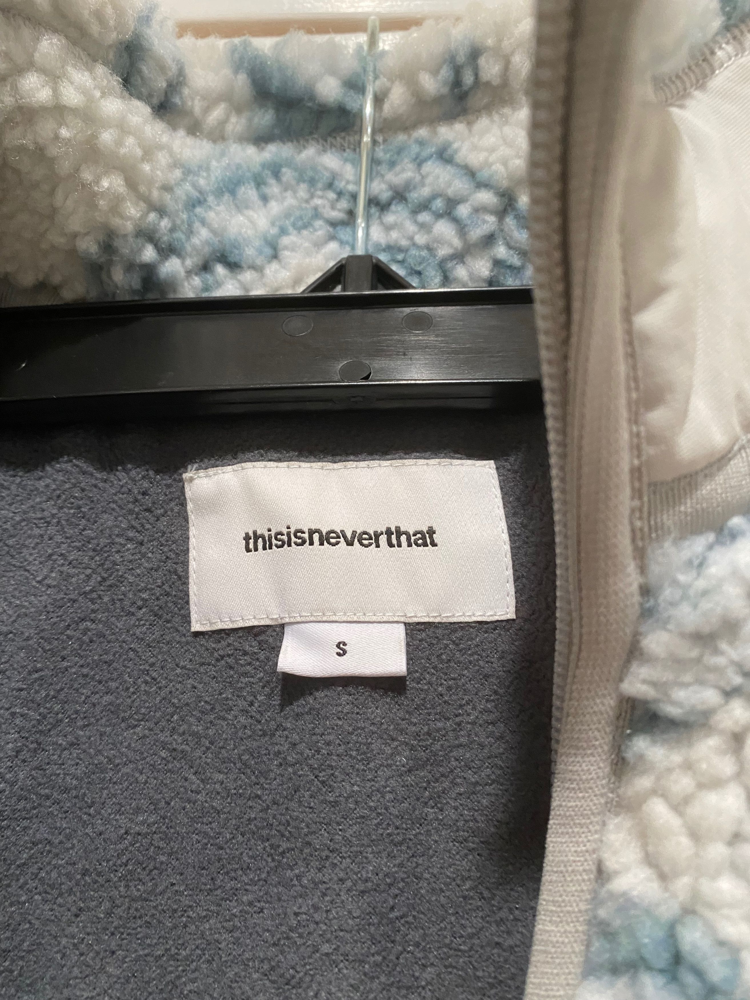thisisneverthat thisisneverthat Sherpa Fleece Jacket in Patterned Stone Size US S / EU 44-46 / 1 - 2 Thumbnail