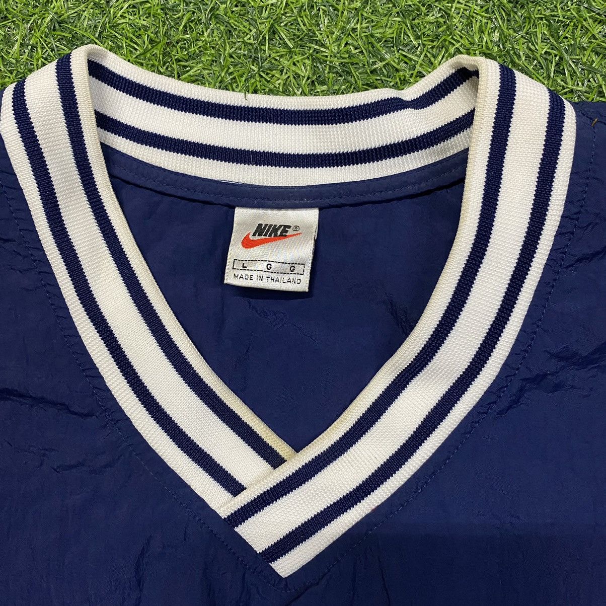 Nike × Vintage V-Neck Pullover Windbreaker Size US L / EU 52-54 / 3 - 4 Thumbnail