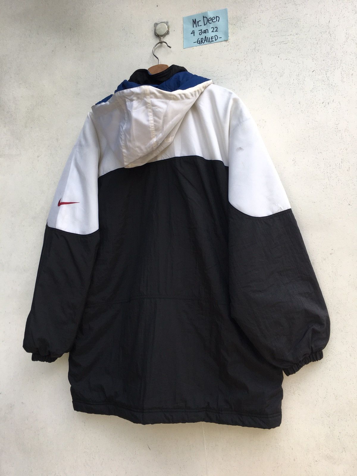 Nike Rare Vintage Nike Puffer Windbreaker Hoodie Size US L / EU 52-54 / 3 - 16 Thumbnail