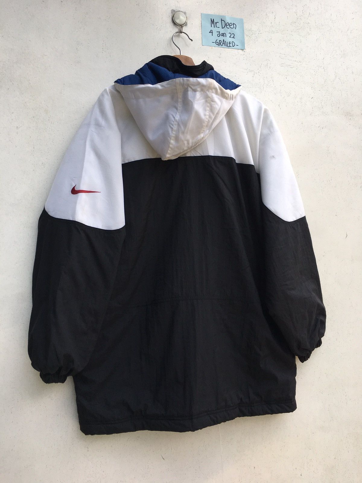 Nike Rare Vintage Nike Puffer Windbreaker Hoodie Size US L / EU 52-54 / 3 - 15 Thumbnail
