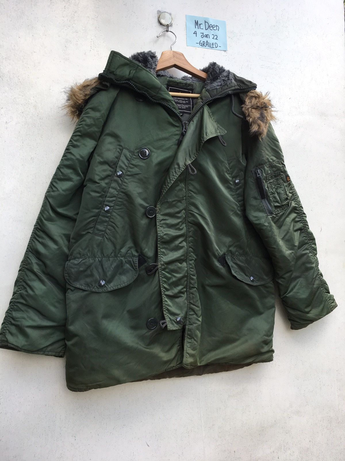 Alpha Industries Rare Alpha Industries Ins Snow Army Bomber B3 Winter Jacket Size US L / EU 52-54 / 3 - 2 Thumbnail
