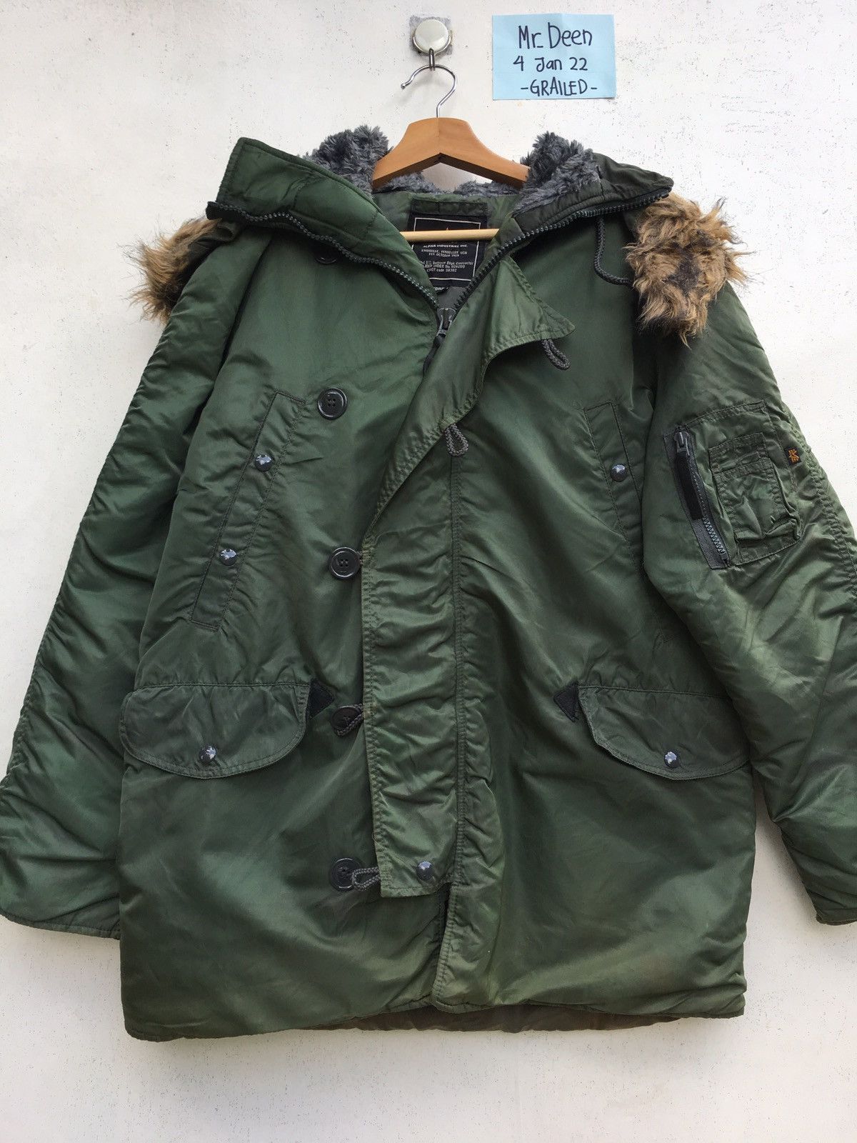 Alpha Industries Rare Alpha Industries Ins Snow Army Bomber B3 Winter Jacket Size US L / EU 52-54 / 3 - 4 Thumbnail