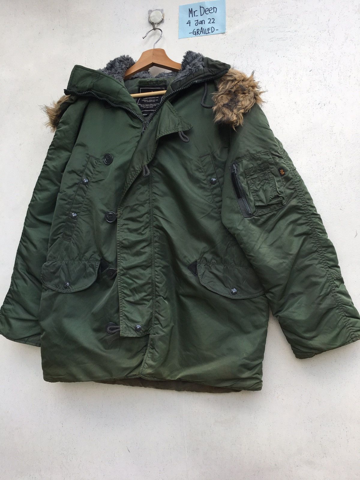 Alpha Industries Rare Alpha Industries Ins Snow Army Bomber B3 Winter Jacket Size US L / EU 52-54 / 3 - 3 Thumbnail