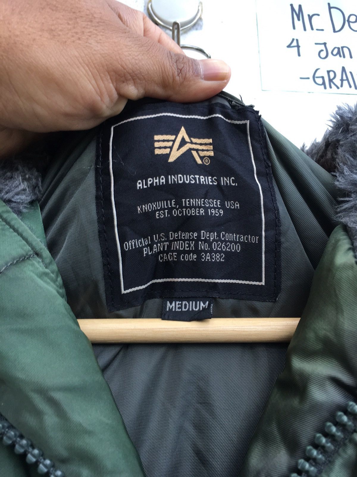 Alpha Industries Rare Alpha Industries Ins Snow Army Bomber B3 Winter Jacket Size US L / EU 52-54 / 3 - 8 Thumbnail