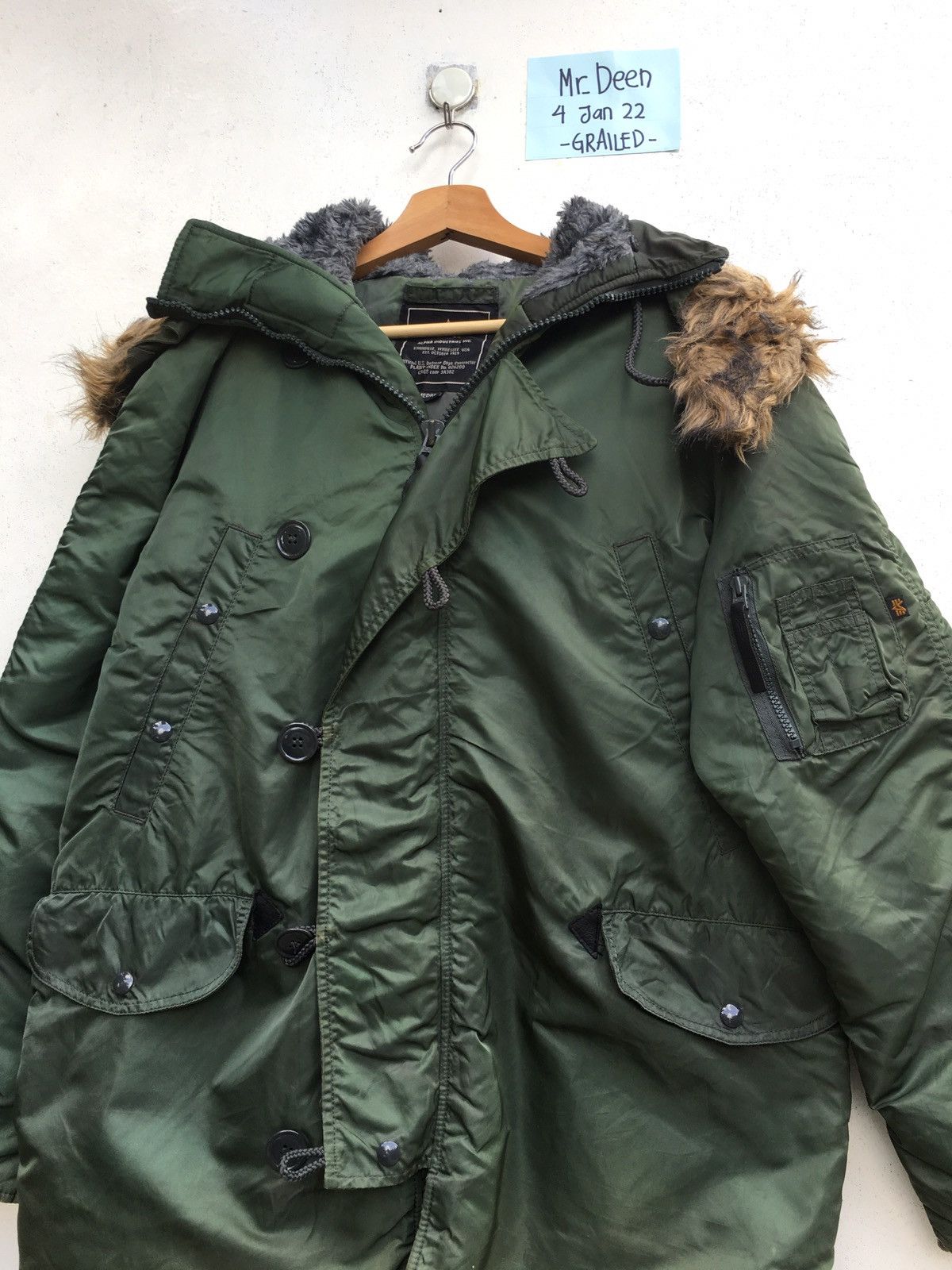 Alpha Industries Rare Alpha Industries Ins Snow Army Bomber B3 Winter Jacket Size US L / EU 52-54 / 3 - 5 Thumbnail