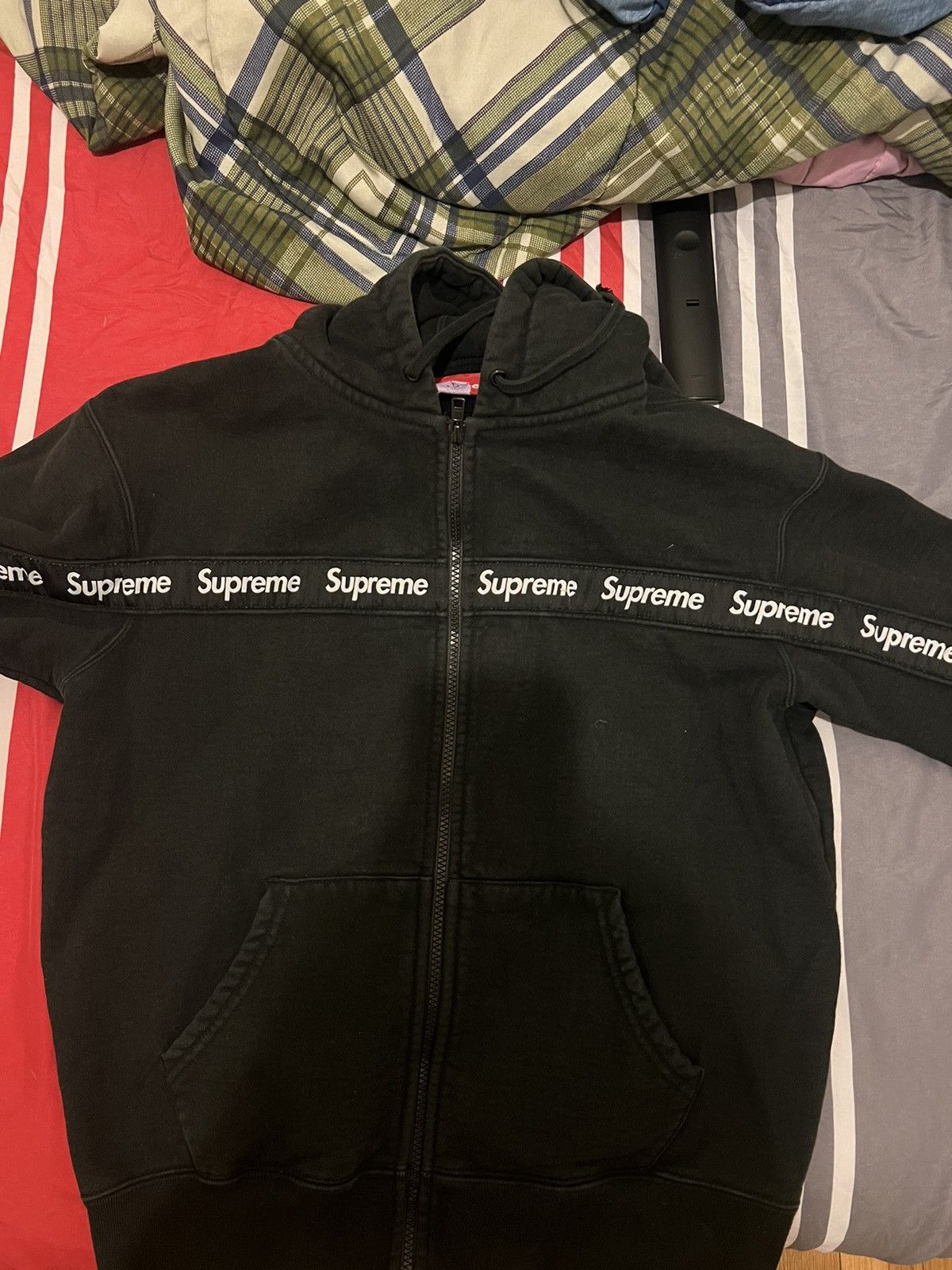 Supreme Supreme black zip up hoodie | Grailed