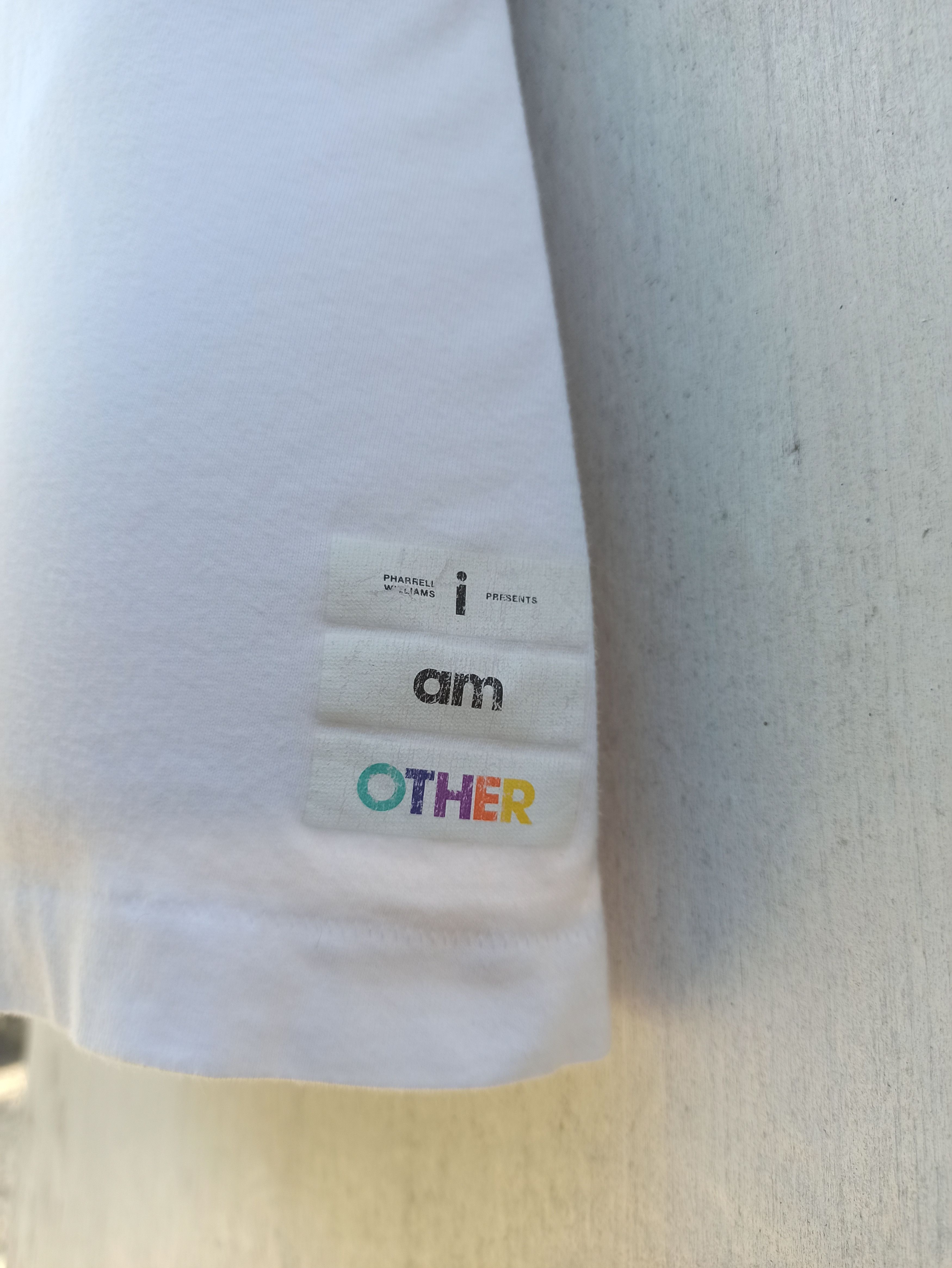 Pharrell × Uniqlo Pharrell Williams I Am Other Tee Size US XL / EU 56 / 4 - 5 Thumbnail