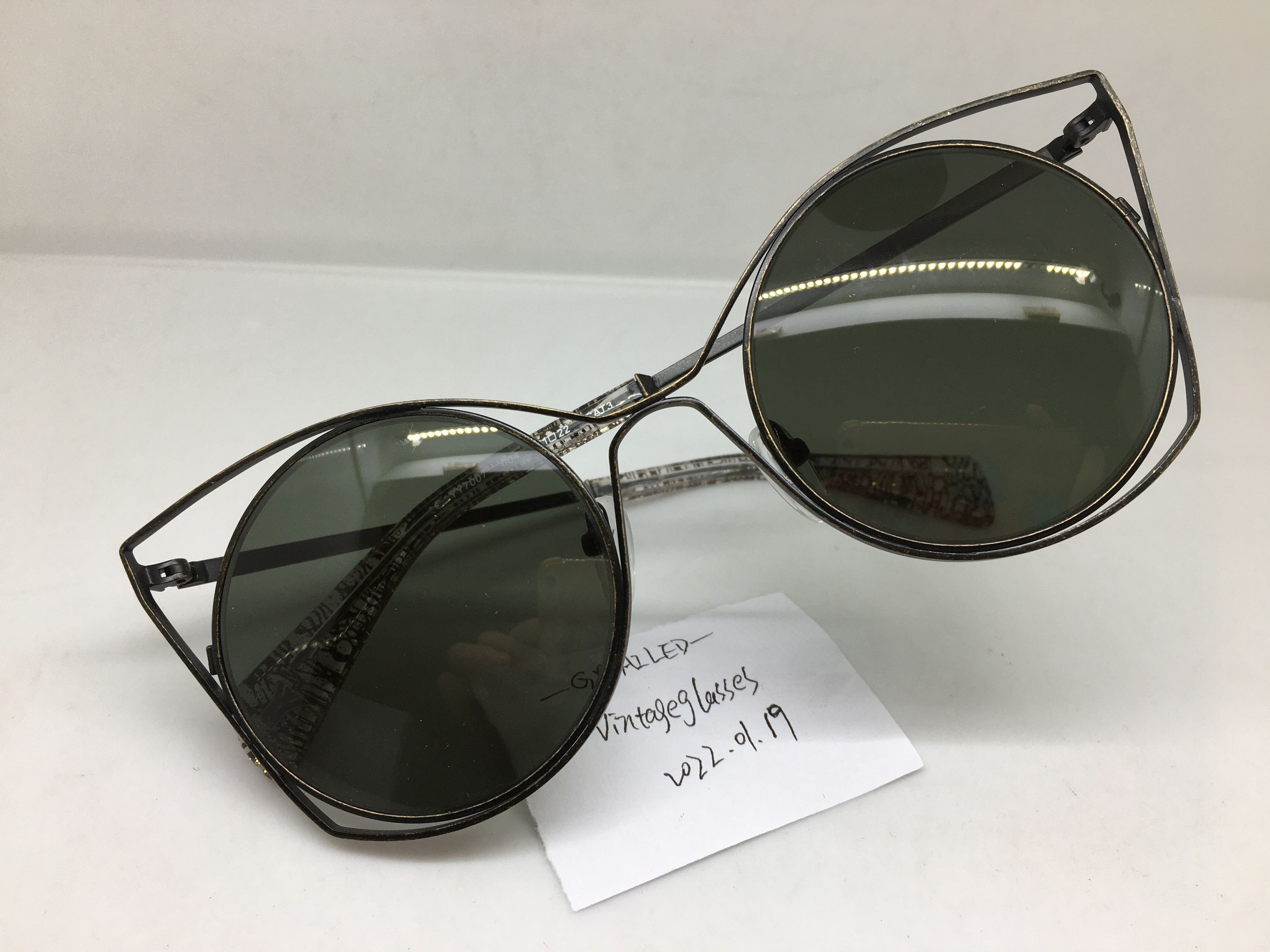 Yohji Yamamoto Yohji Yamamoto YY7007 004 Cateye Round Sunglasses France Size ONE SIZE - 1 Thumbnail