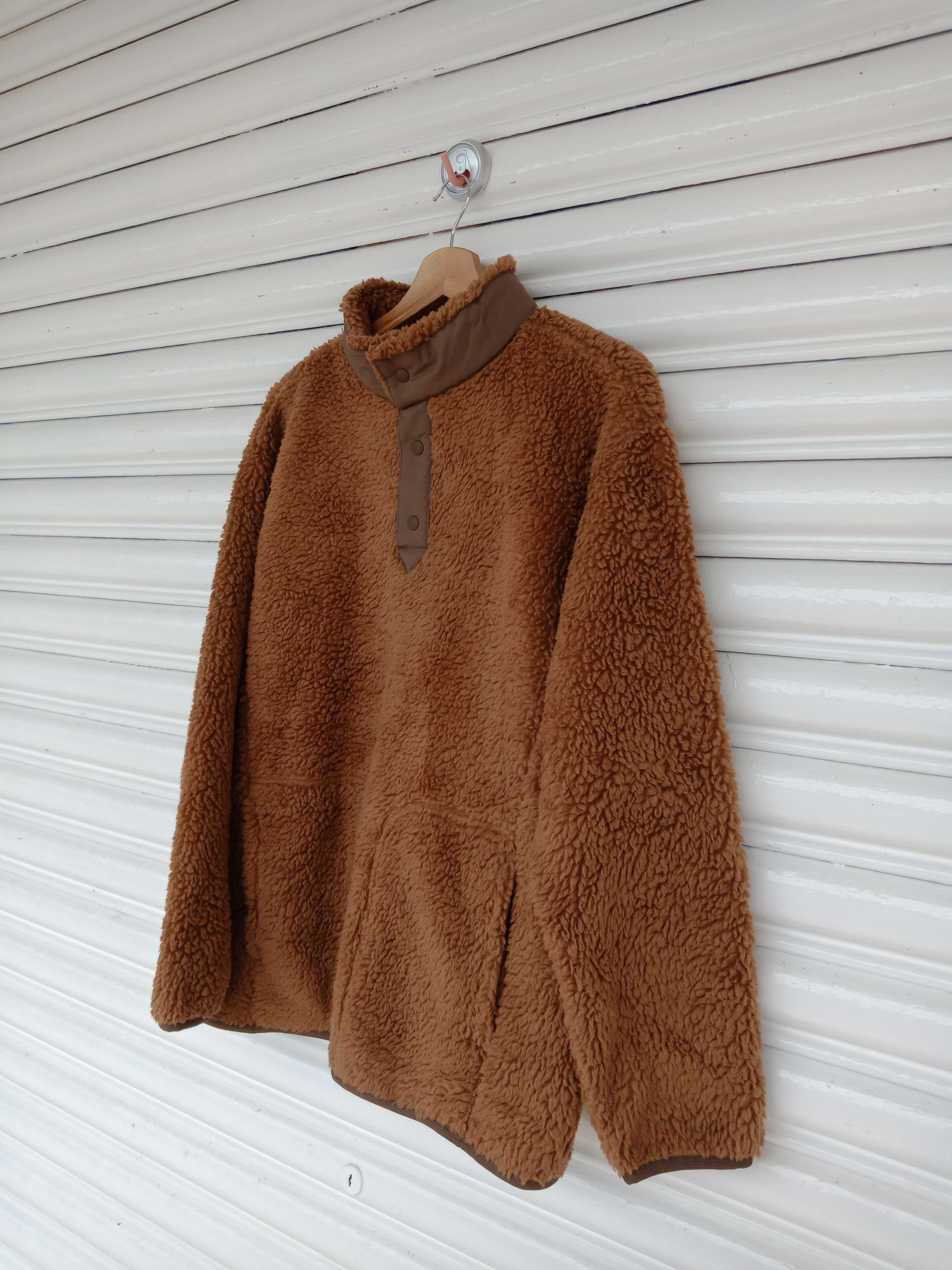 Uniqlo × White Mountaineering White Mountaineering Uniqlo Sherpa Brown Size US L / EU 52-54 / 3 - 4 Thumbnail