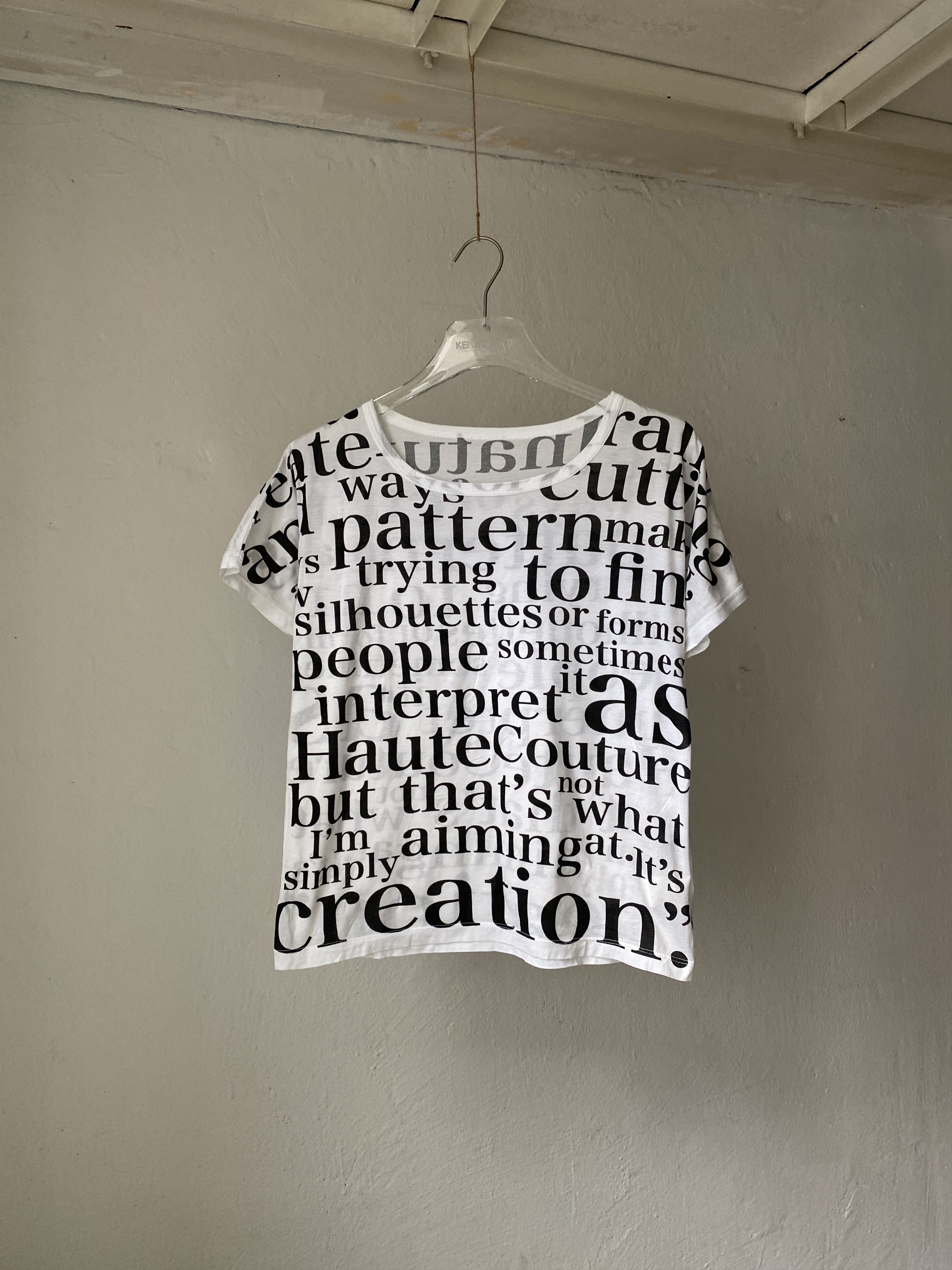 Yohji Yamamoto Y's Yohji Yamamoto WMNS White Cotton Black Letters Tee Size US M / EU 48-50 / 2 - 1 Thumbnail