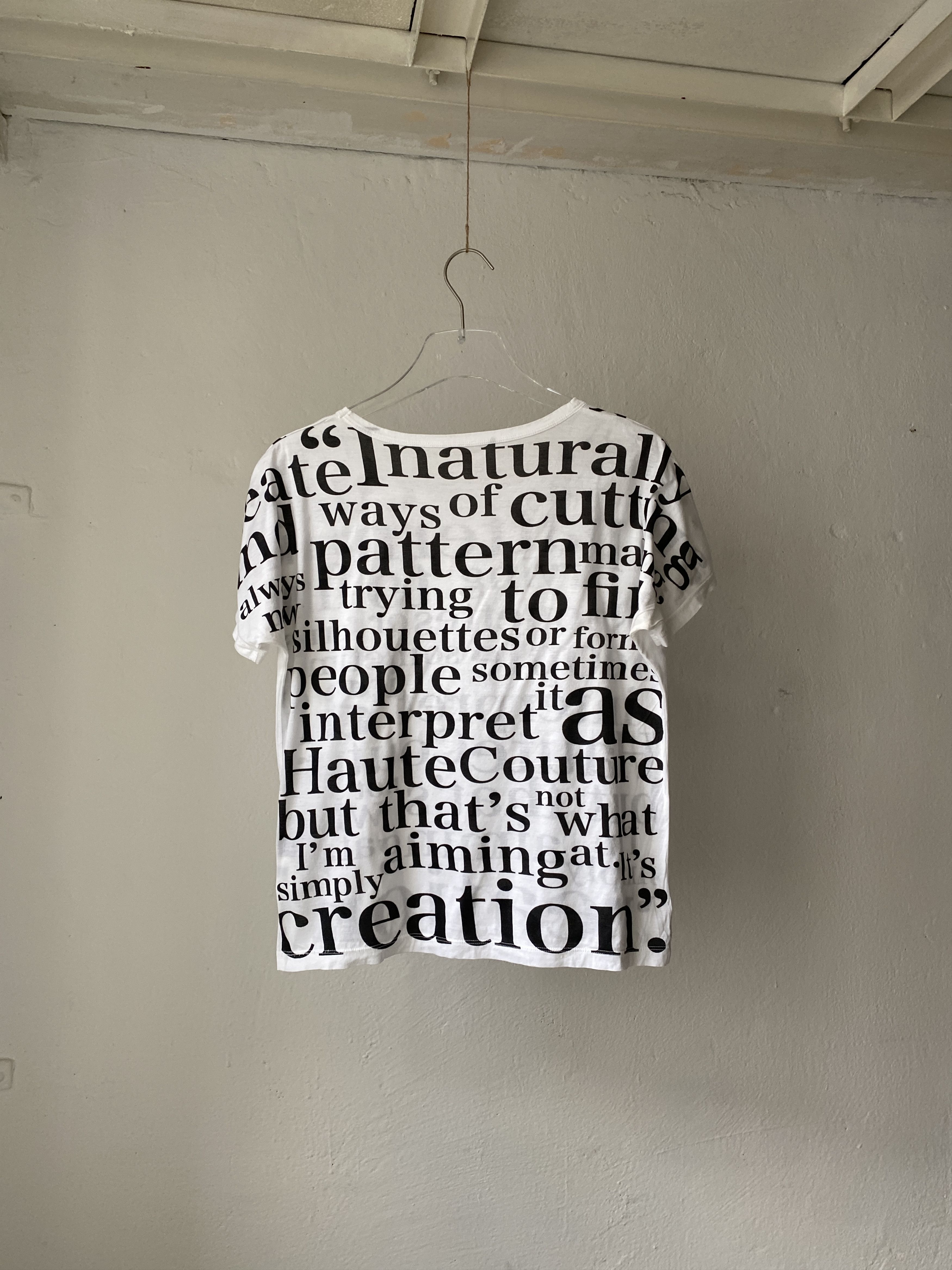 Yohji Yamamoto Y's Yohji Yamamoto WMNS White Cotton Black Letters Tee Size US M / EU 48-50 / 2 - 7 Thumbnail