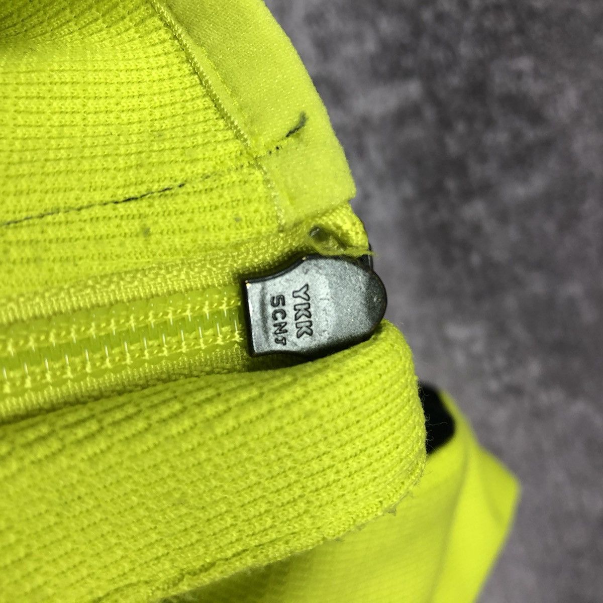 The North Face The North Face Summit Series Zip Yellow/Black Size US XL / EU 56 / 4 - 12 Thumbnail
