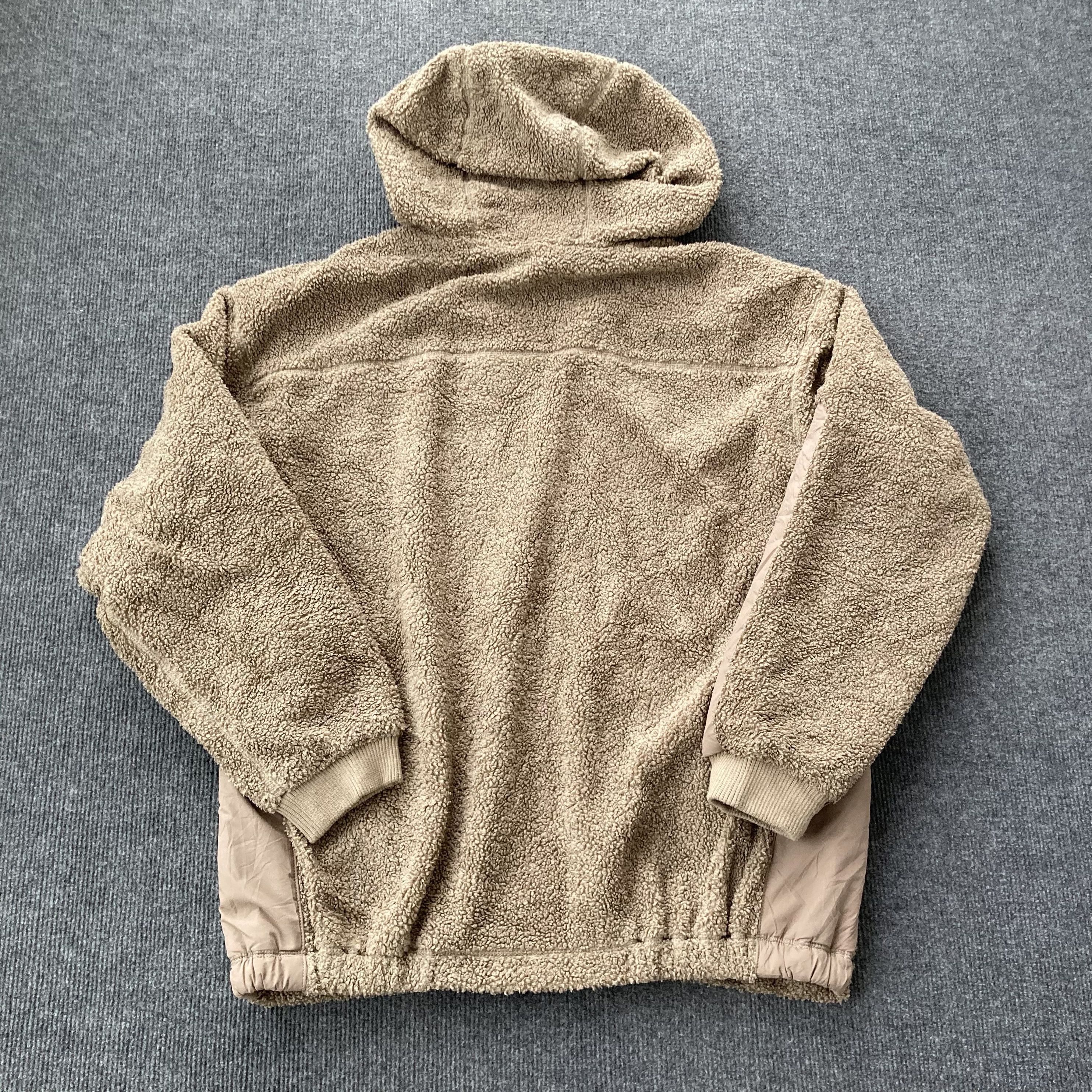 Vtg Gu Hooded Japanese brand Fleece Pullover Size L Sweater