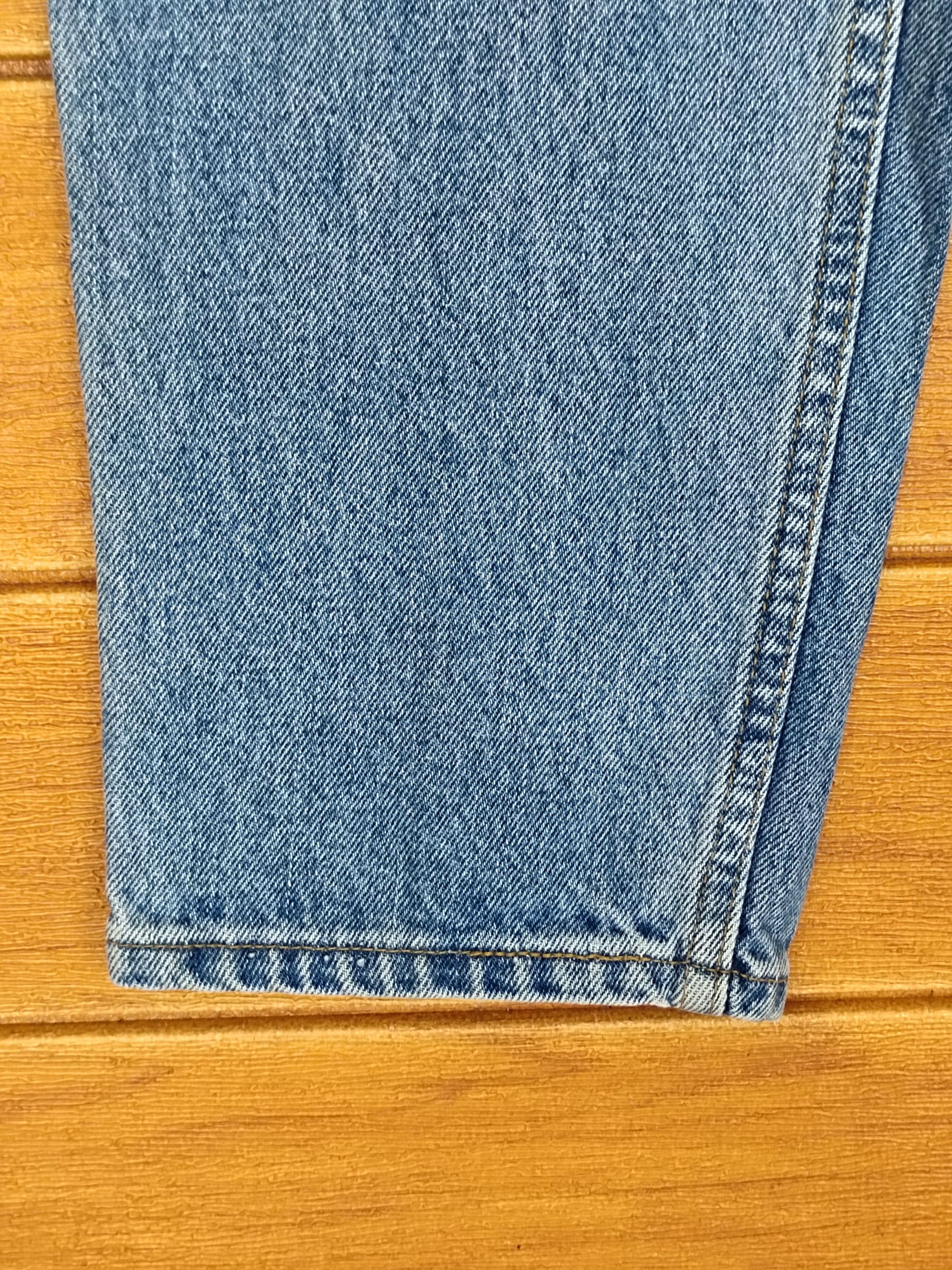 Levi's Vintage 90s LEVIS 551 Faded Blue Relaxed Fit Tapered Leg Size US 33 - 8 Thumbnail