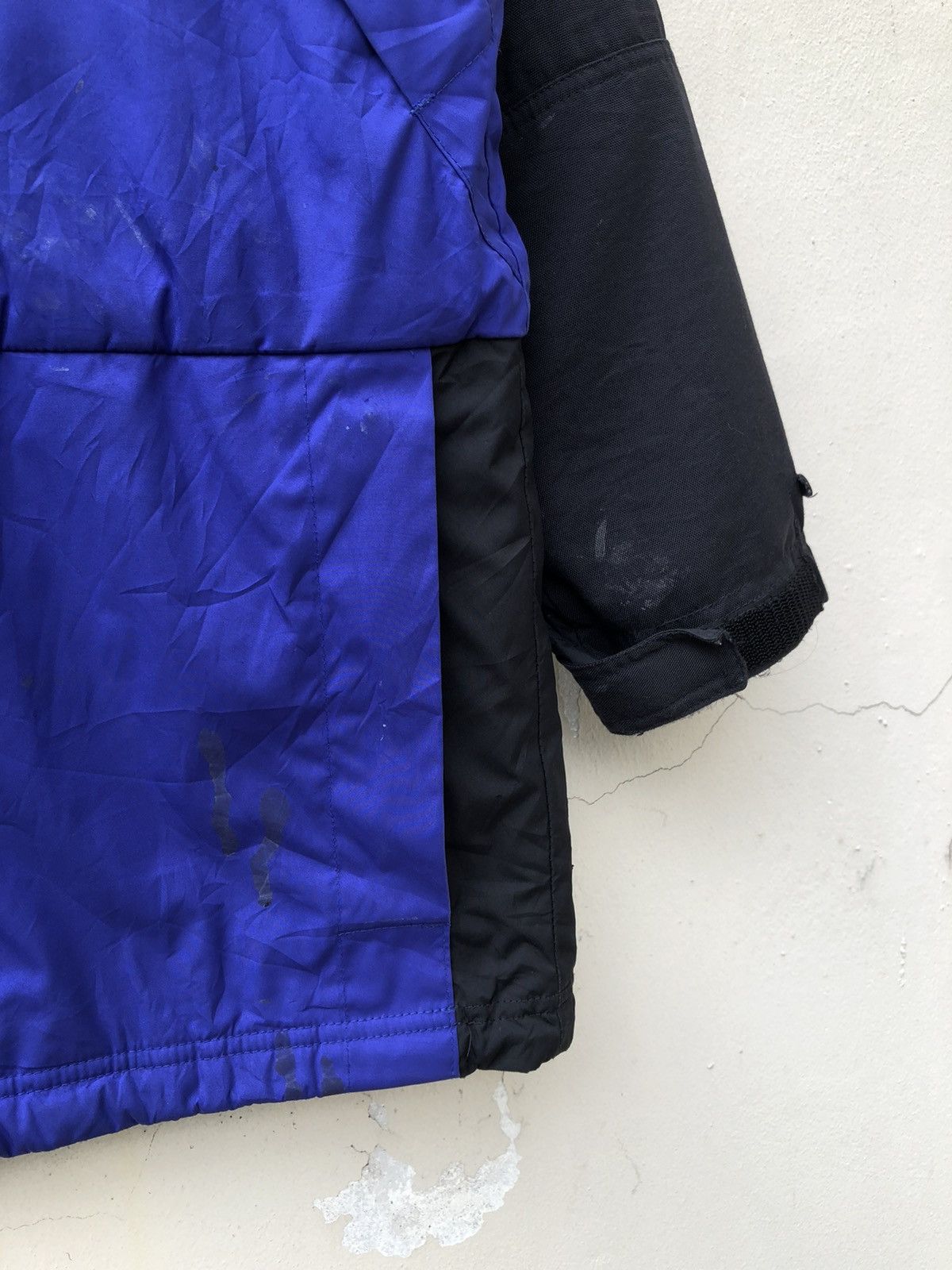 Nike ACG Vintage Nike Acg Two Tone Splattered Paint Hoodie Jacket Size US M / EU 48-50 / 2 - 6 Thumbnail