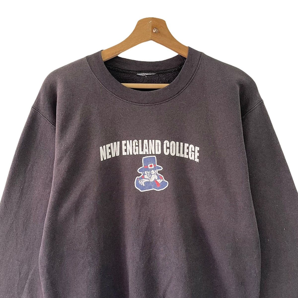 Vintage 90s New England Collage Crewneck Sweatshirt Size M Size US M / EU 48-50 / 2 - 4 Thumbnail