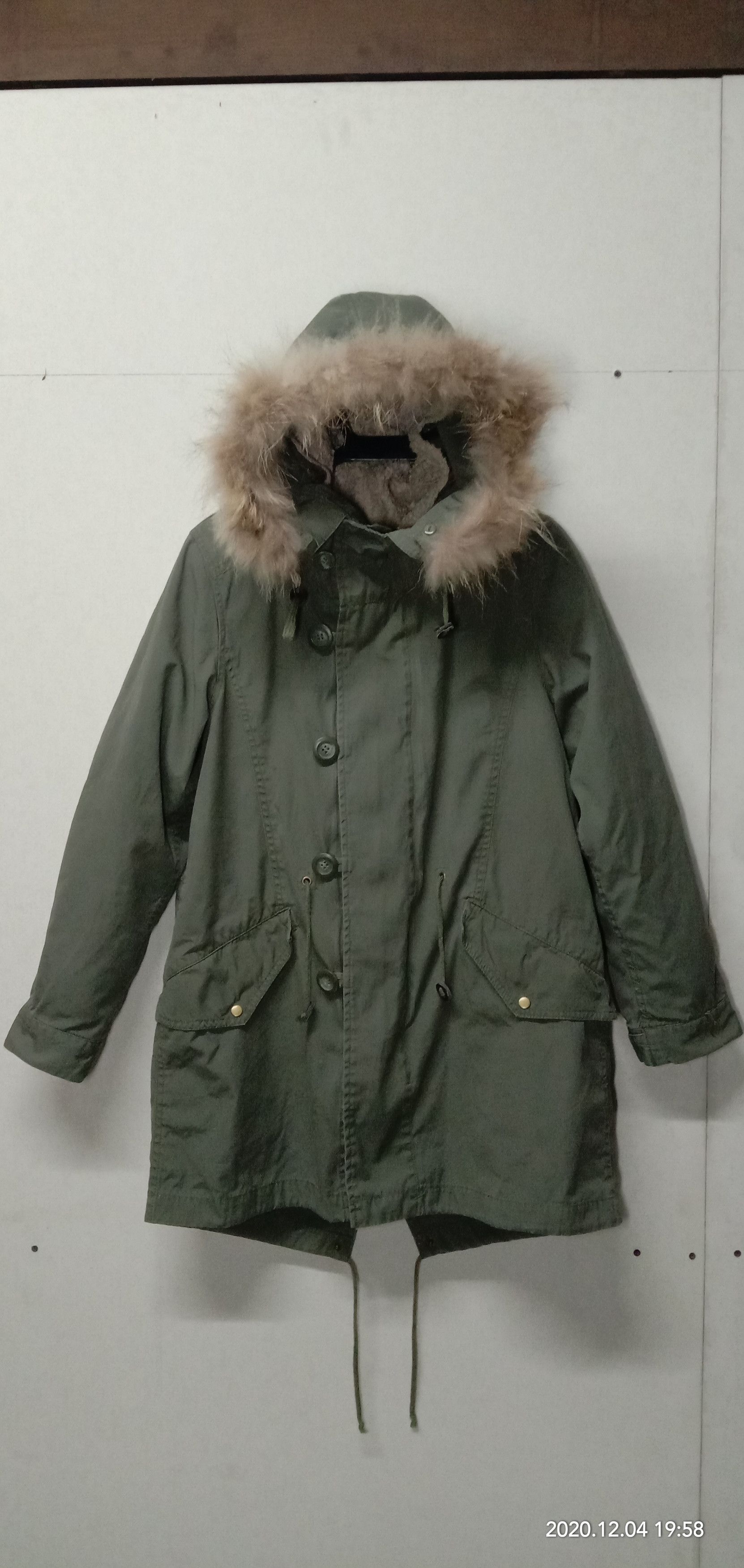 CONTINUER de NICE CLAUP Parka Jacket zipper and button