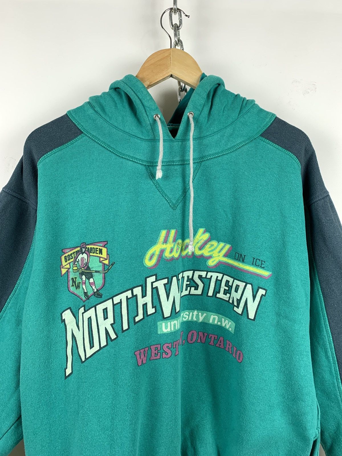 NHL Vintage North Western University Hockey On Ice Hoodie Size US M / EU 48-50 / 2 - 3 Thumbnail