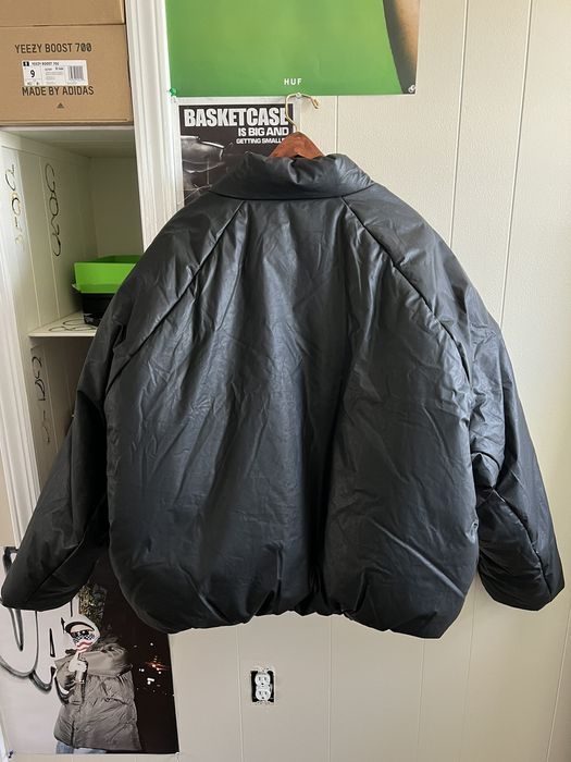 yeezy gap round jacket black
