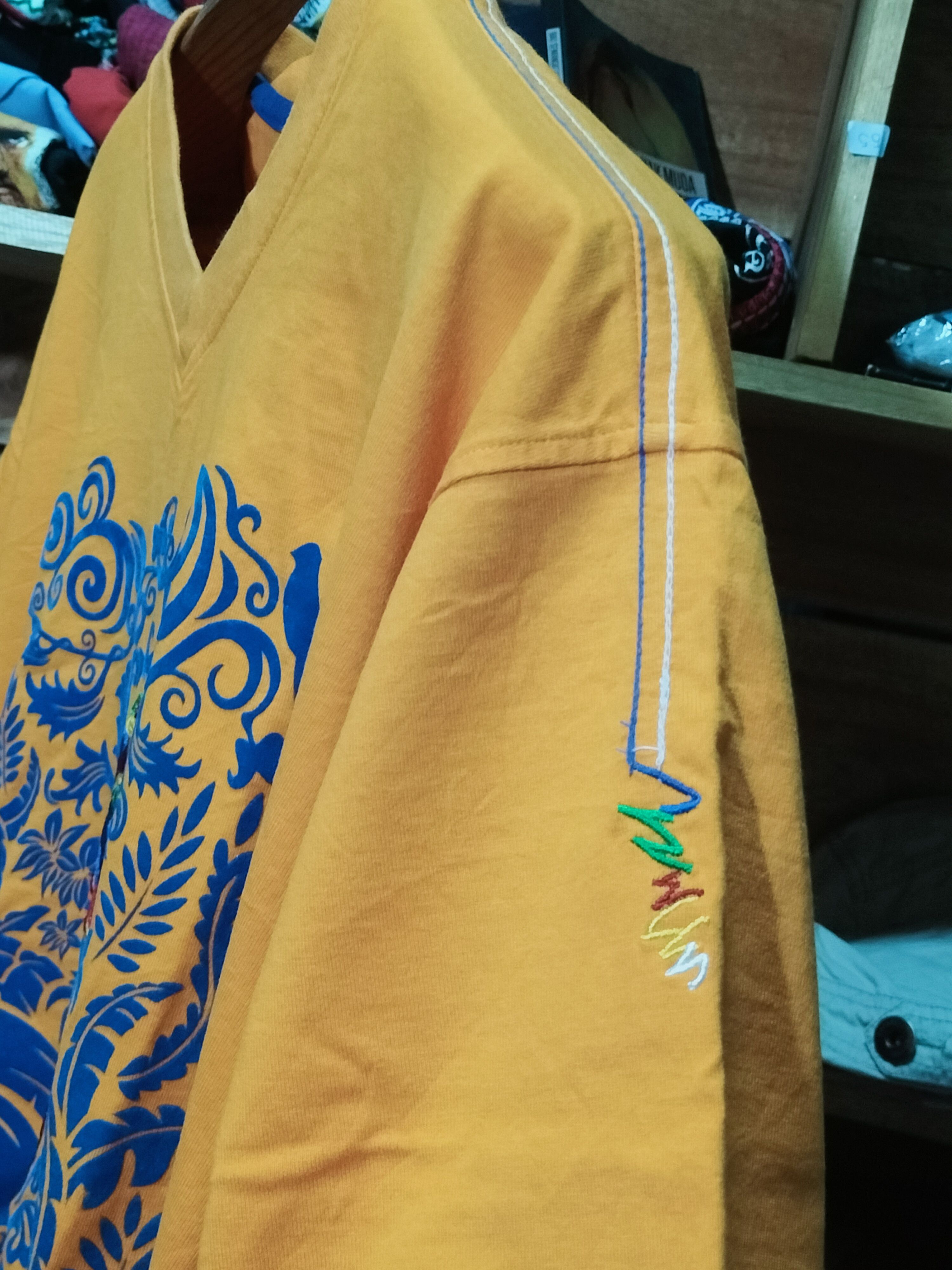 Coogi Coogi V Neck Embroidery x blue Velvet Design Hawaii fashion Size US XL / EU 56 / 4 - 7 Thumbnail