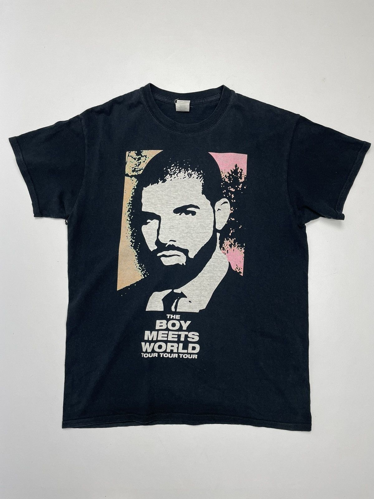 Drake × Rap Tees 2017 Drake ‘The Boy Meets’ World Tour OVO Rap T-Shirt Size US M / EU 48-50 / 2 - 1 Thumbnail