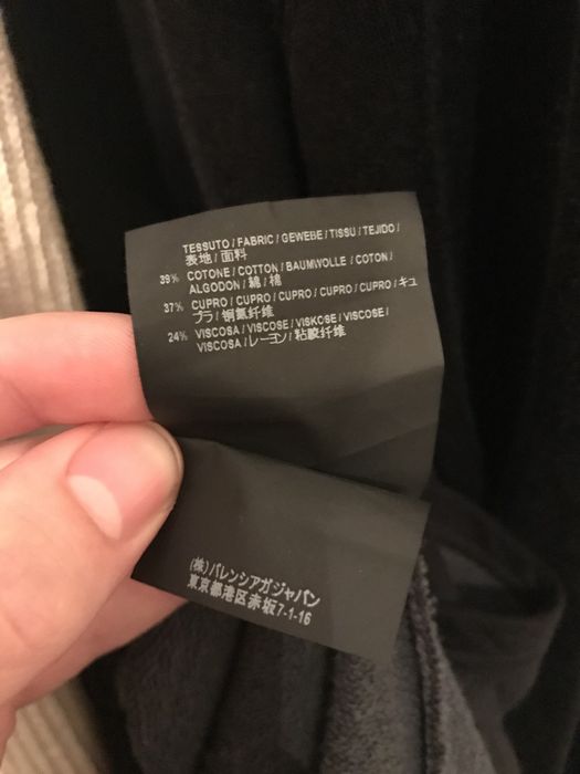 balenciaga believe hoodie