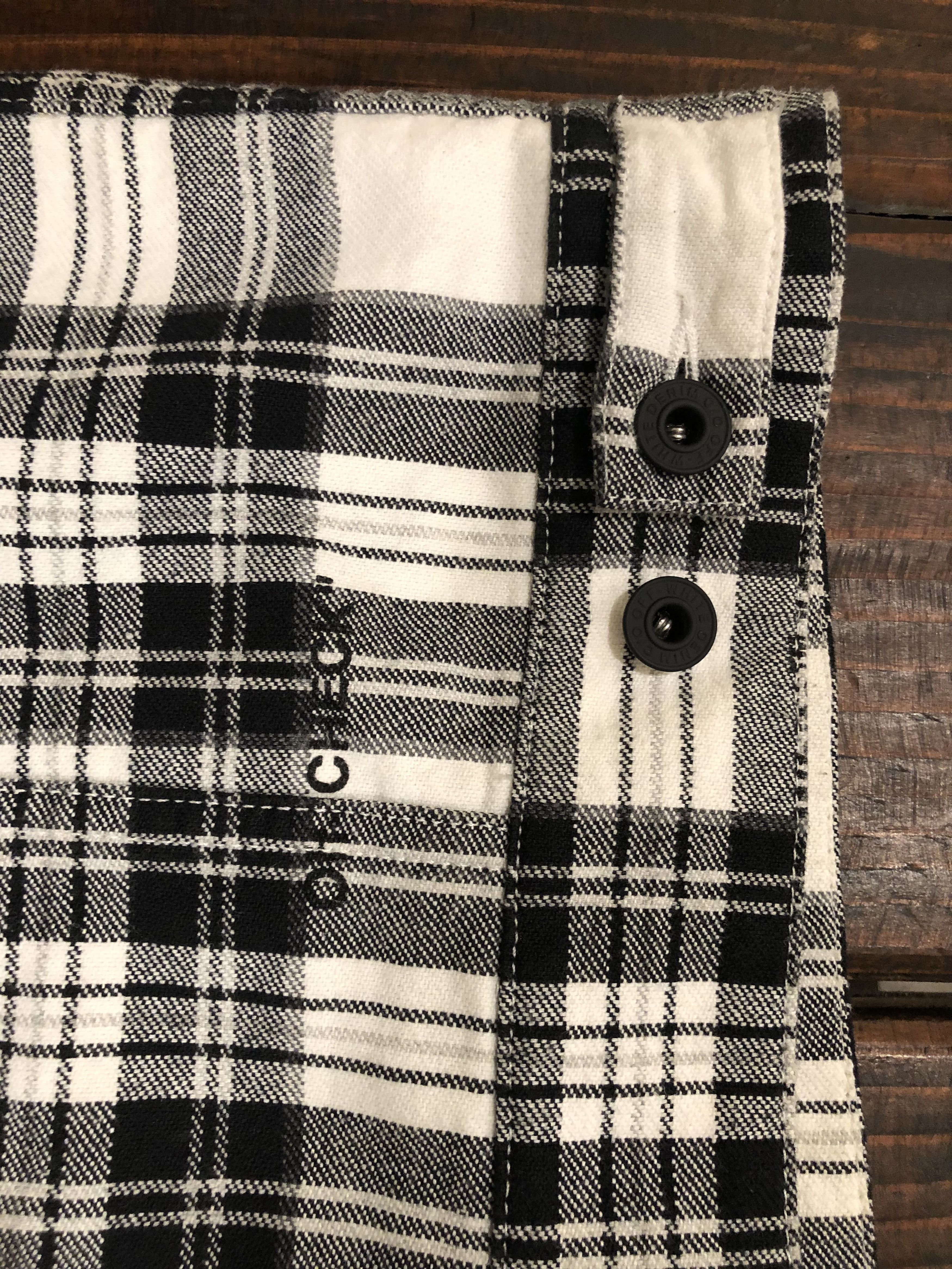 Off-White Rare Off-White Button Up Flannel Size US S / EU 44-46 / 1 - 10 Thumbnail