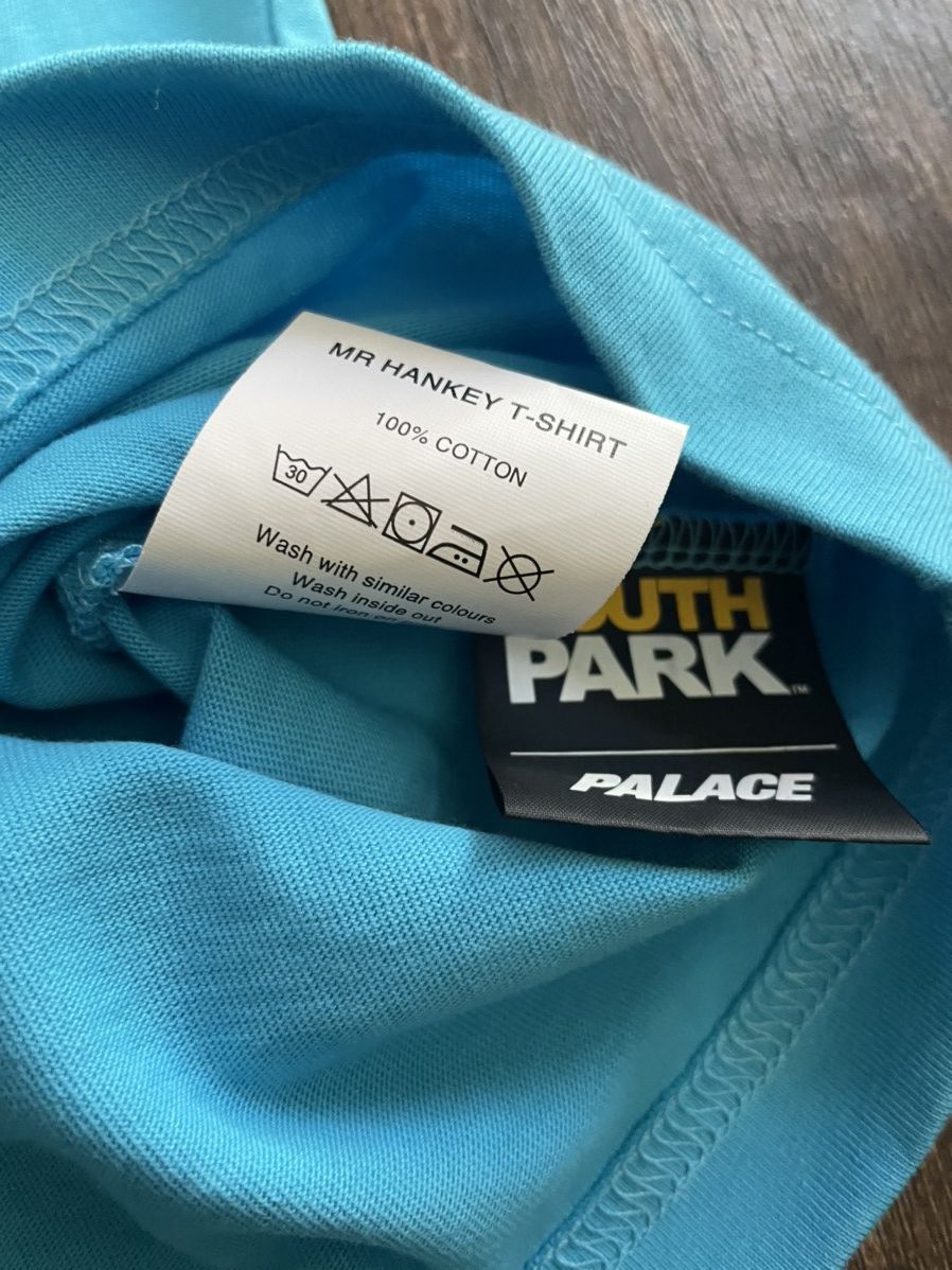 Palace Palace X South Park Mr. Hankey T-Shirt Size US L / EU 52-54 / 3 - 4 Thumbnail