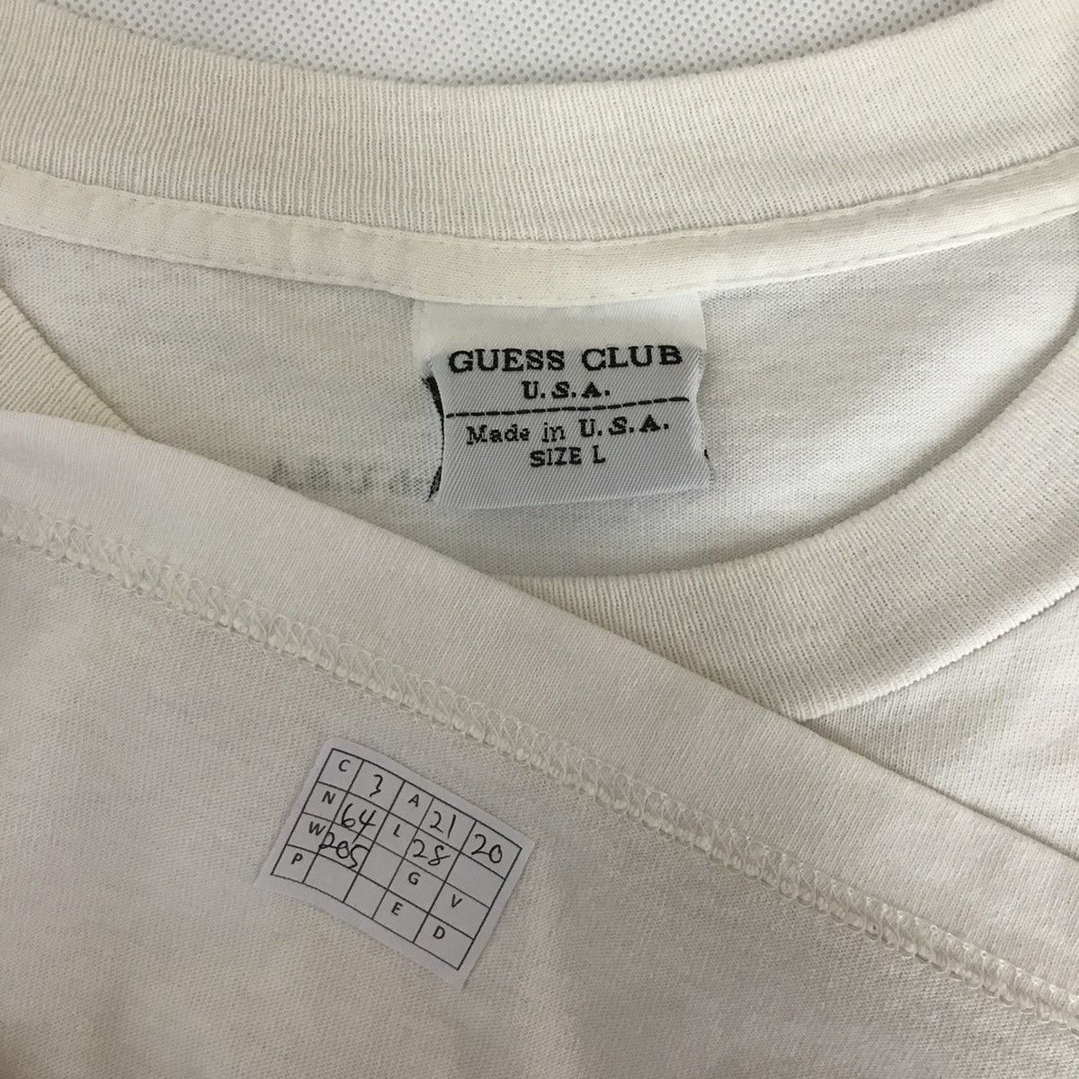 Guess 💣OFFER Vtg GUESS CLUB USA Design T-shirt Size US M / EU 48-50 / 2 - 5 Thumbnail