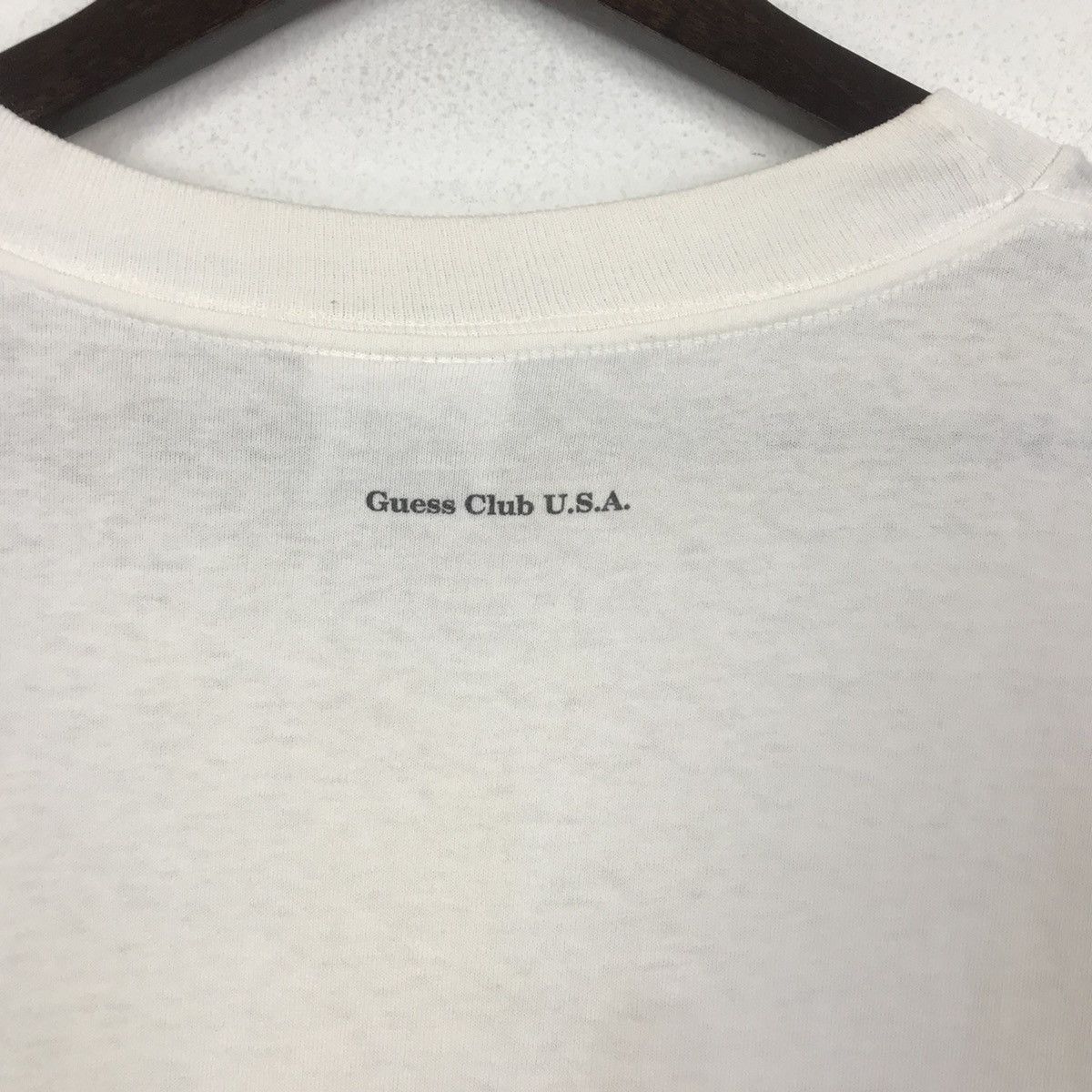 Guess 💣OFFER Vtg GUESS CLUB USA Design T-shirt Size US M / EU 48-50 / 2 - 4 Thumbnail