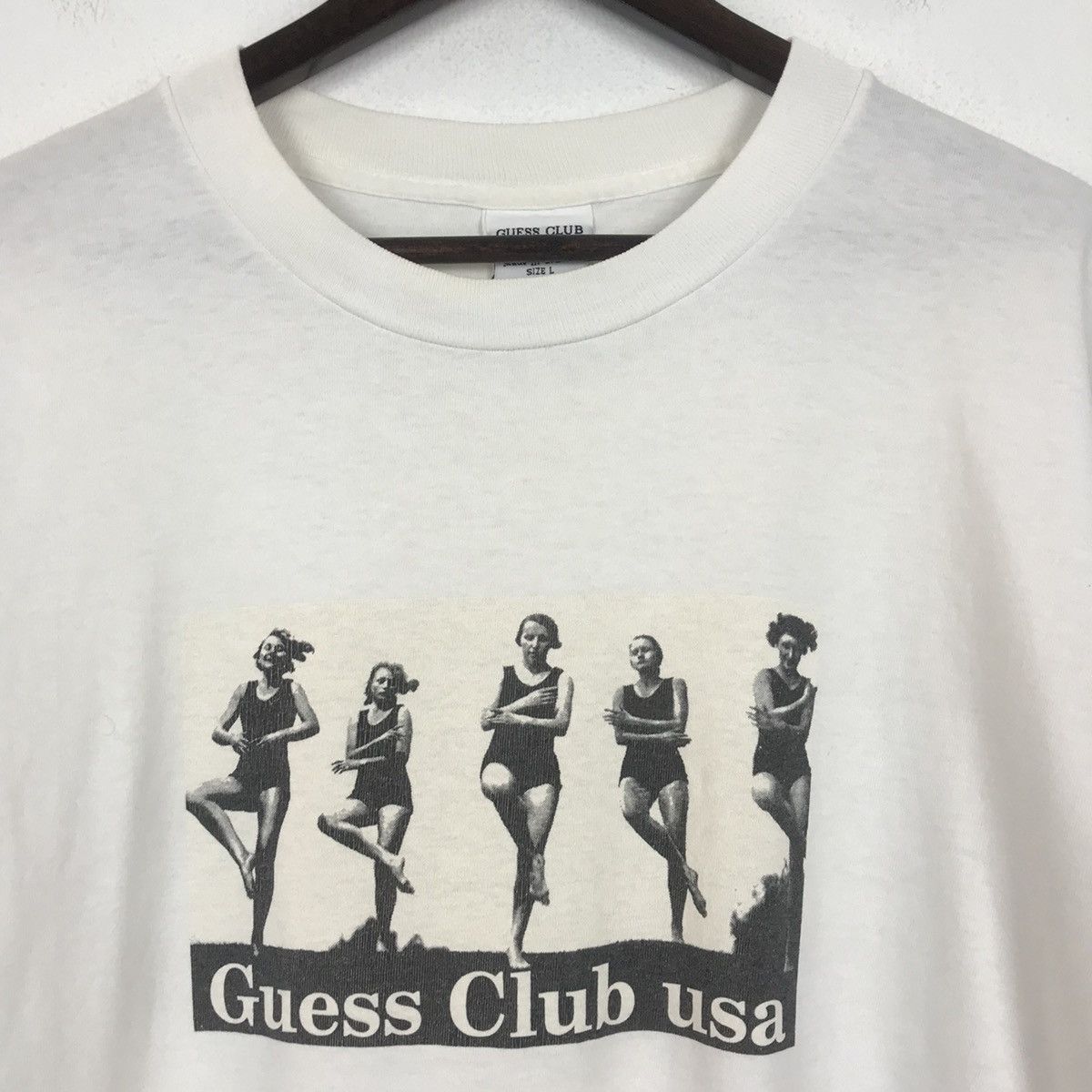 Guess 💣OFFER Vtg GUESS CLUB USA Design T-shirt Size US M / EU 48-50 / 2 - 2 Thumbnail