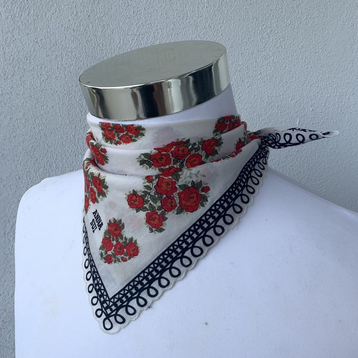 Anna Sui ANNA SUI handkerchief bandana handky floral design Size ONE SIZE - 3 Thumbnail