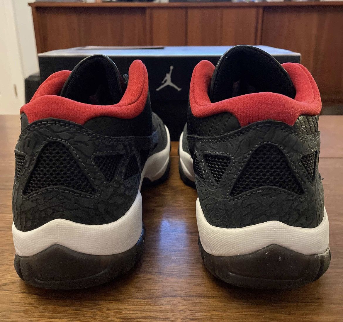 Jordan Brand Air Jordan 11 Retro Low IE 2003 Size US 13 / EU 46 - 4 Thumbnail
