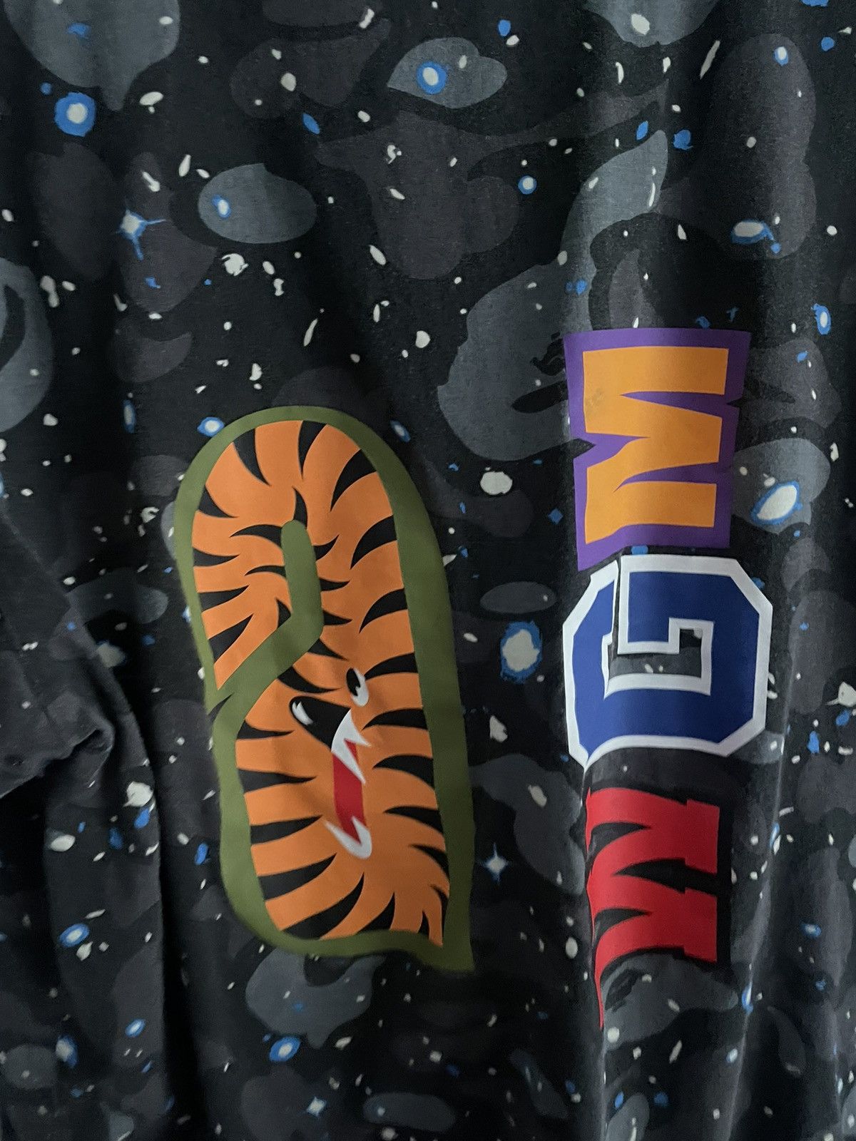Bape Space Camo Shark Tee Size US XL / EU 56 / 4 - 4 Thumbnail