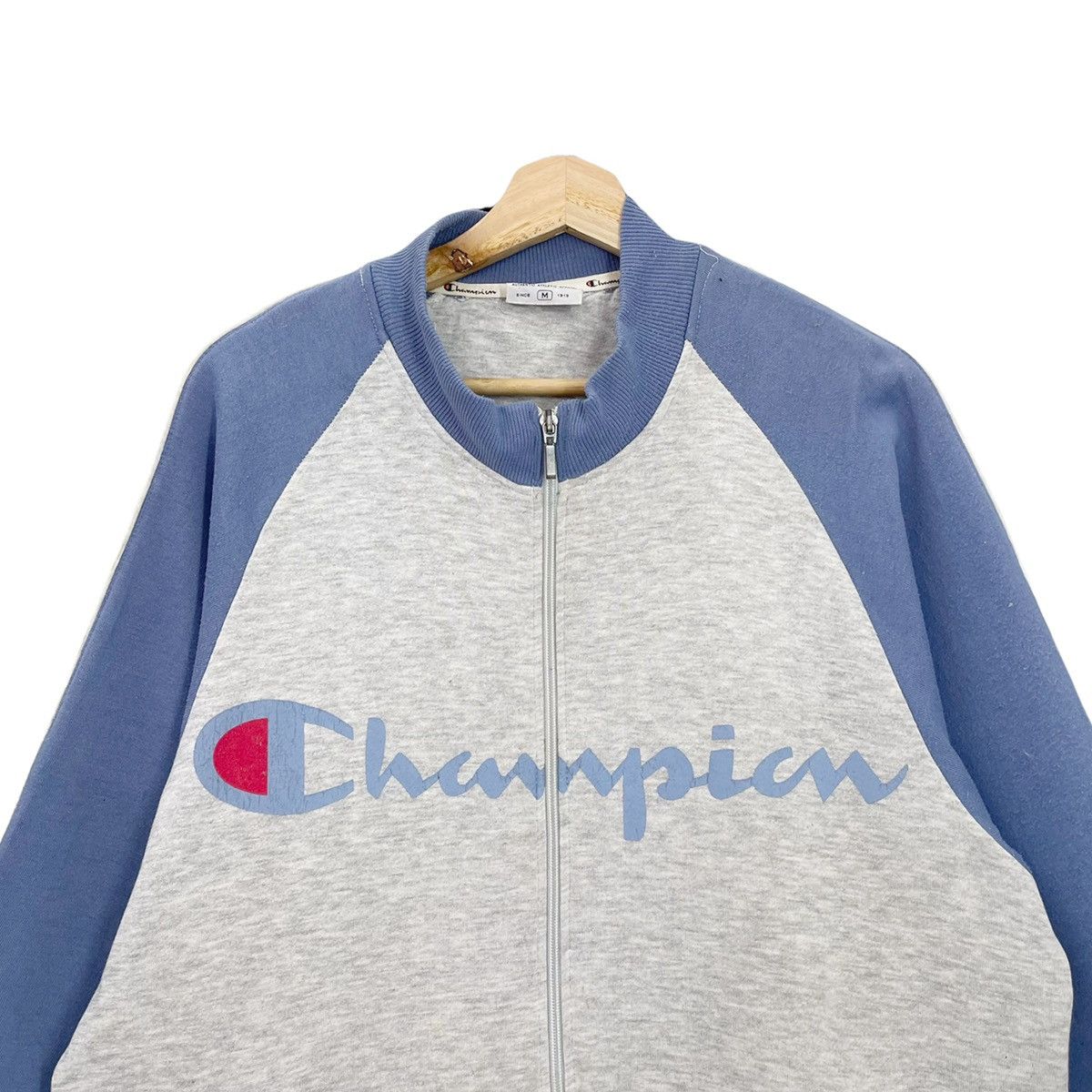 Champion Vintage 90’s Champion Big Logo Zipper Varsity Size M Size US M / EU 48-50 / 2 - 4 Thumbnail