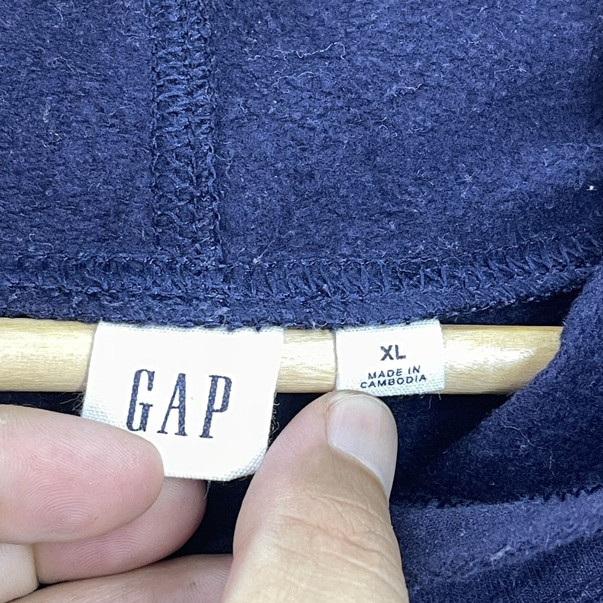 Gap Vintage Gap Embroided Big Logo Hoodie Baggy M Size US M / EU 48-50 / 2 - 7 Thumbnail