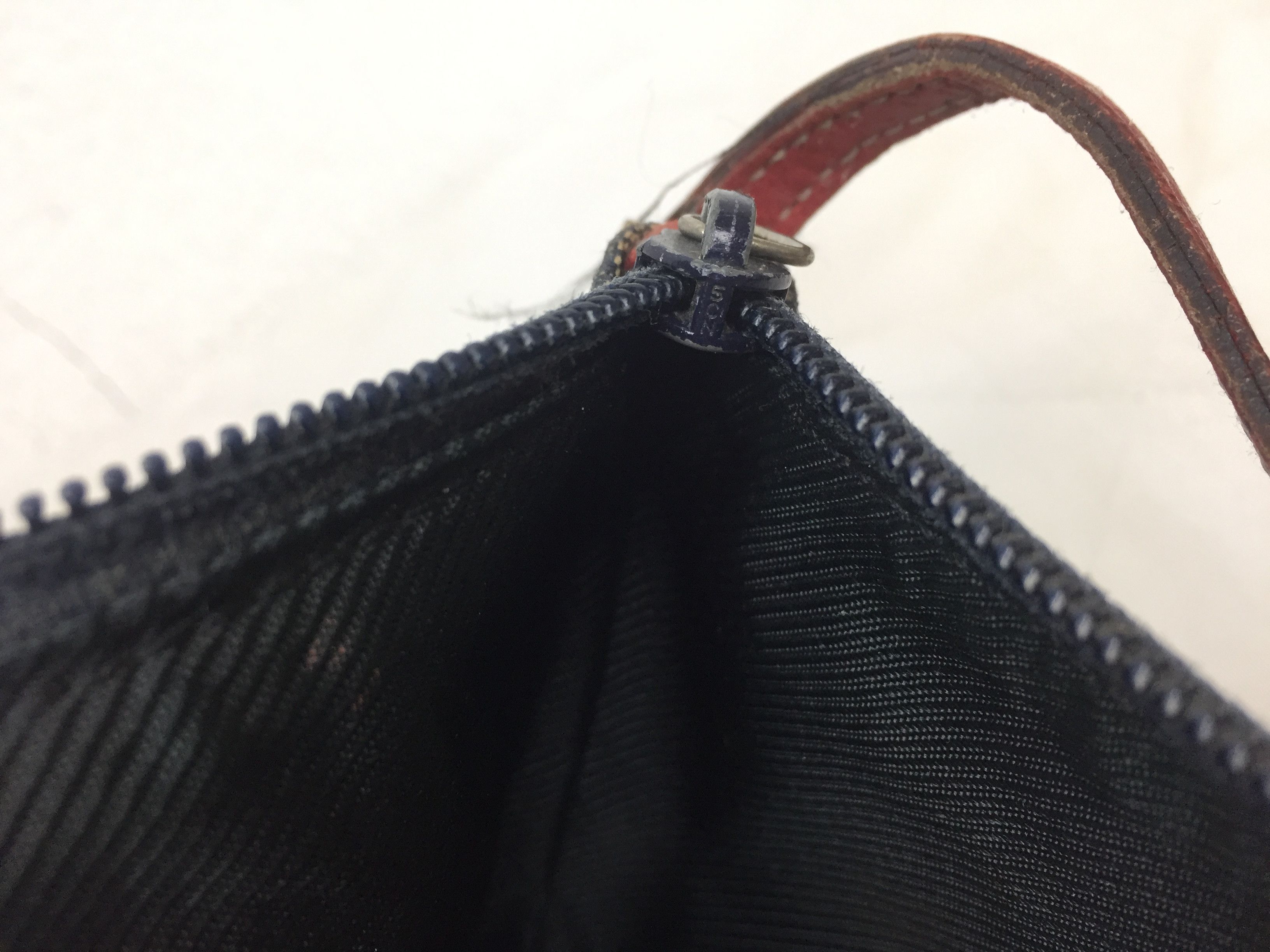 Gucci Authentic Gucci GG Monogram Pocchette Size ONE SIZE - 16 Thumbnail